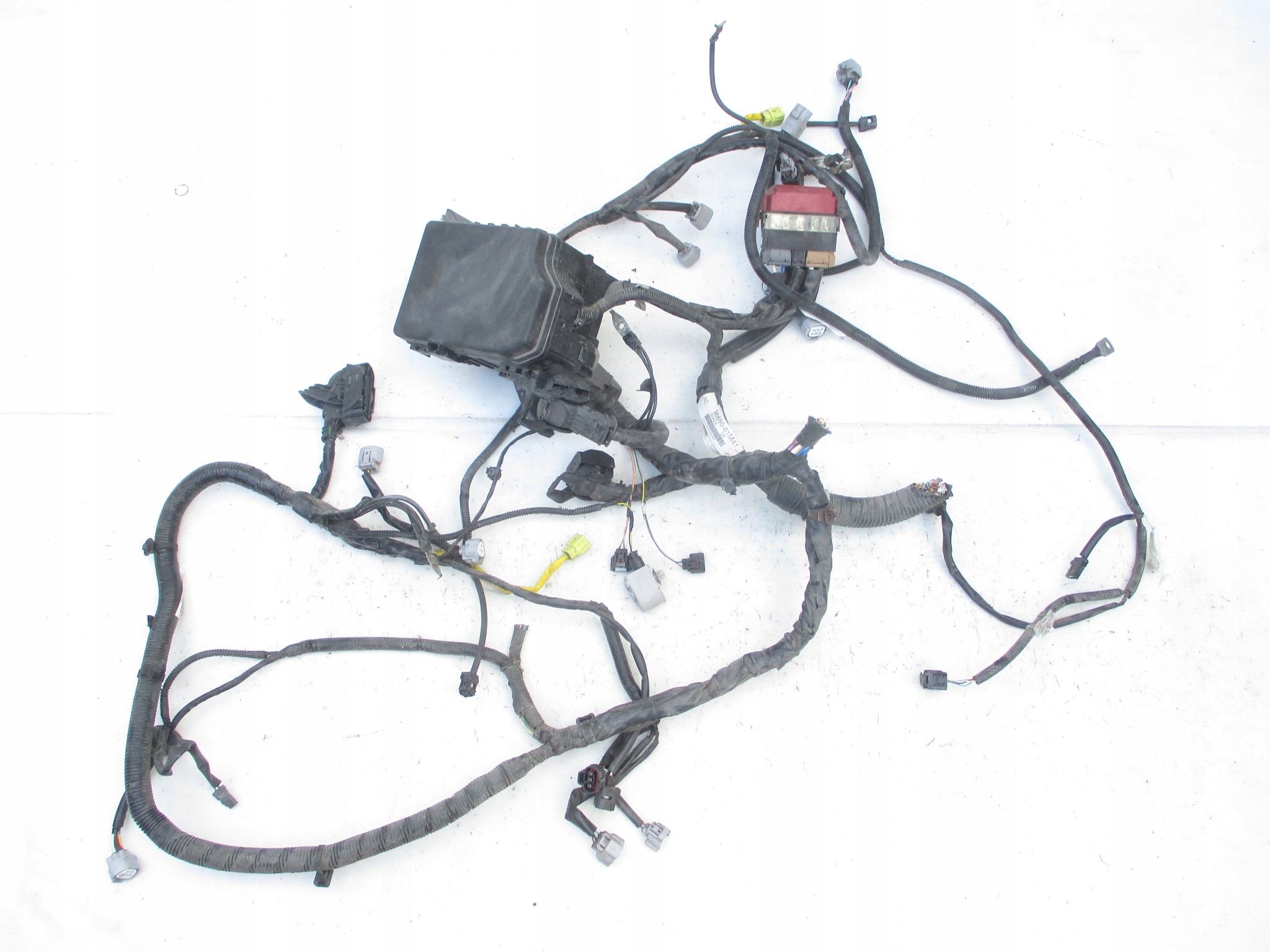 SUZUKI SX4 S-CROSS VITARA III OSŁONA OBUDOWA SKRZYNKA BEZPIECZNIKÓW 13-20 R