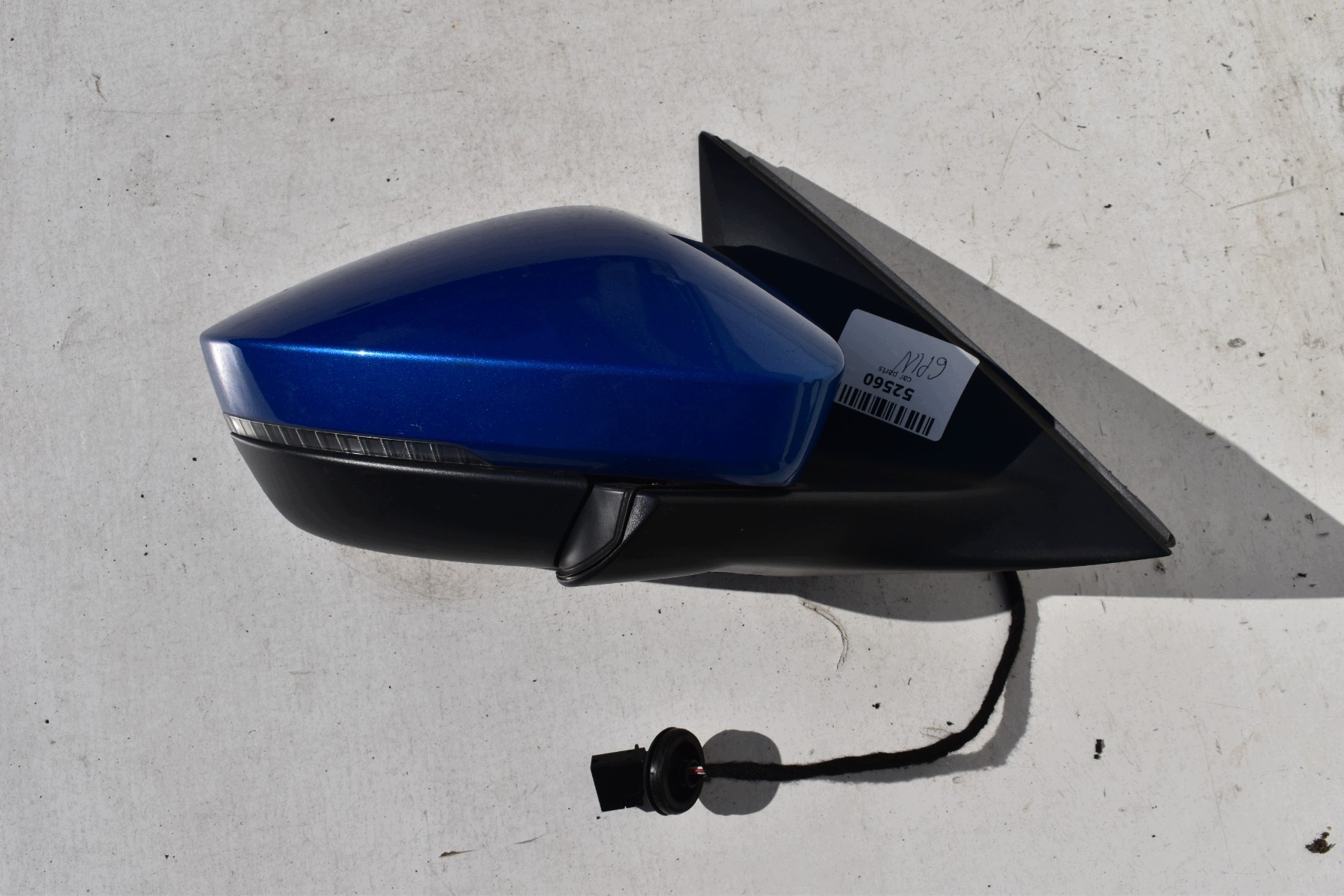 mirror right 6PIN SKODA SCALA 2019-2023 code lakieru: 9463 0411758 UK