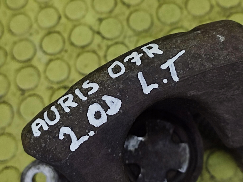 TOYOTA AURIS 2.0 caliper left rear part