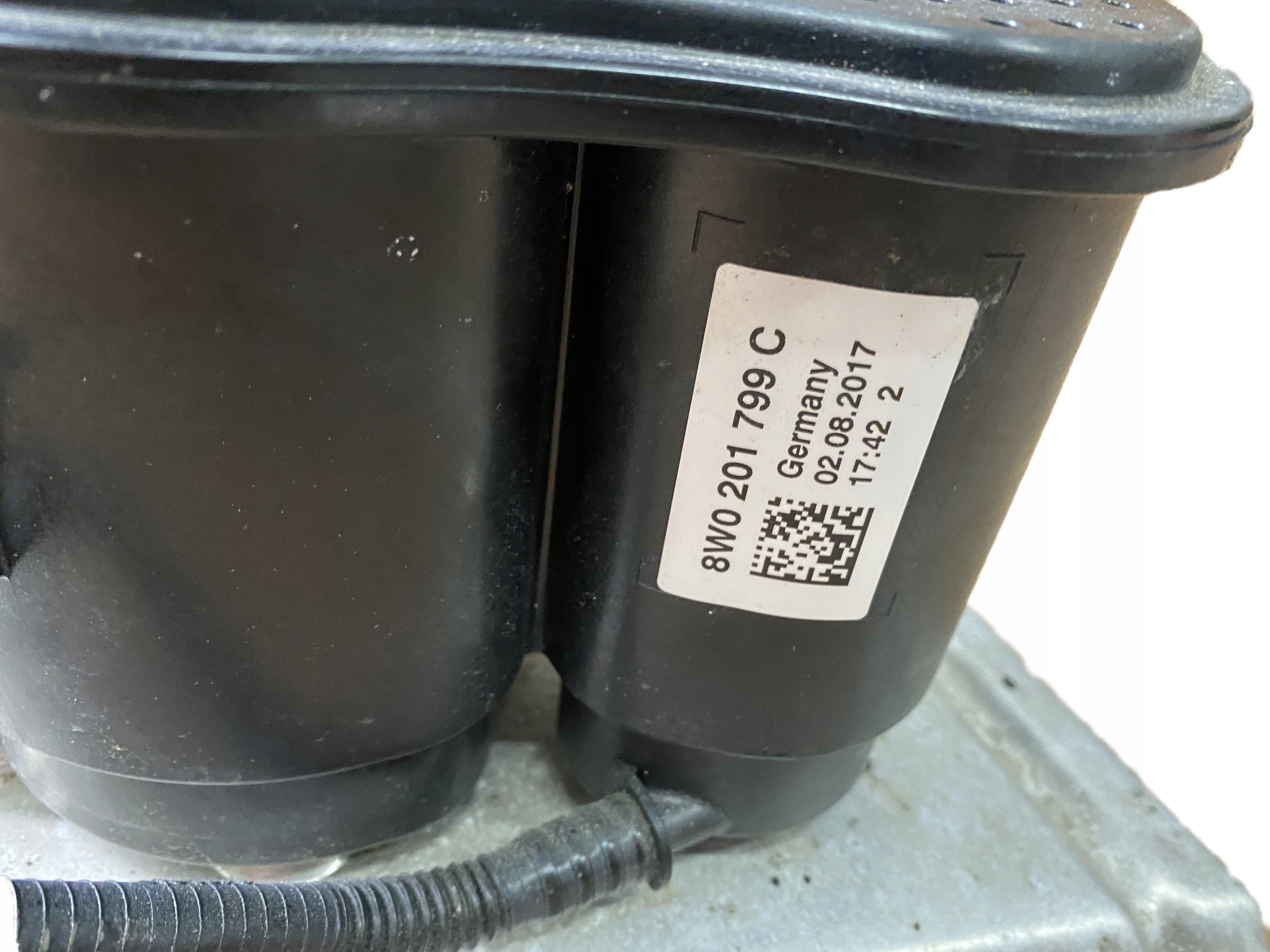 AUDI A4 A5 8W B9 carbon filter 8W0201799C