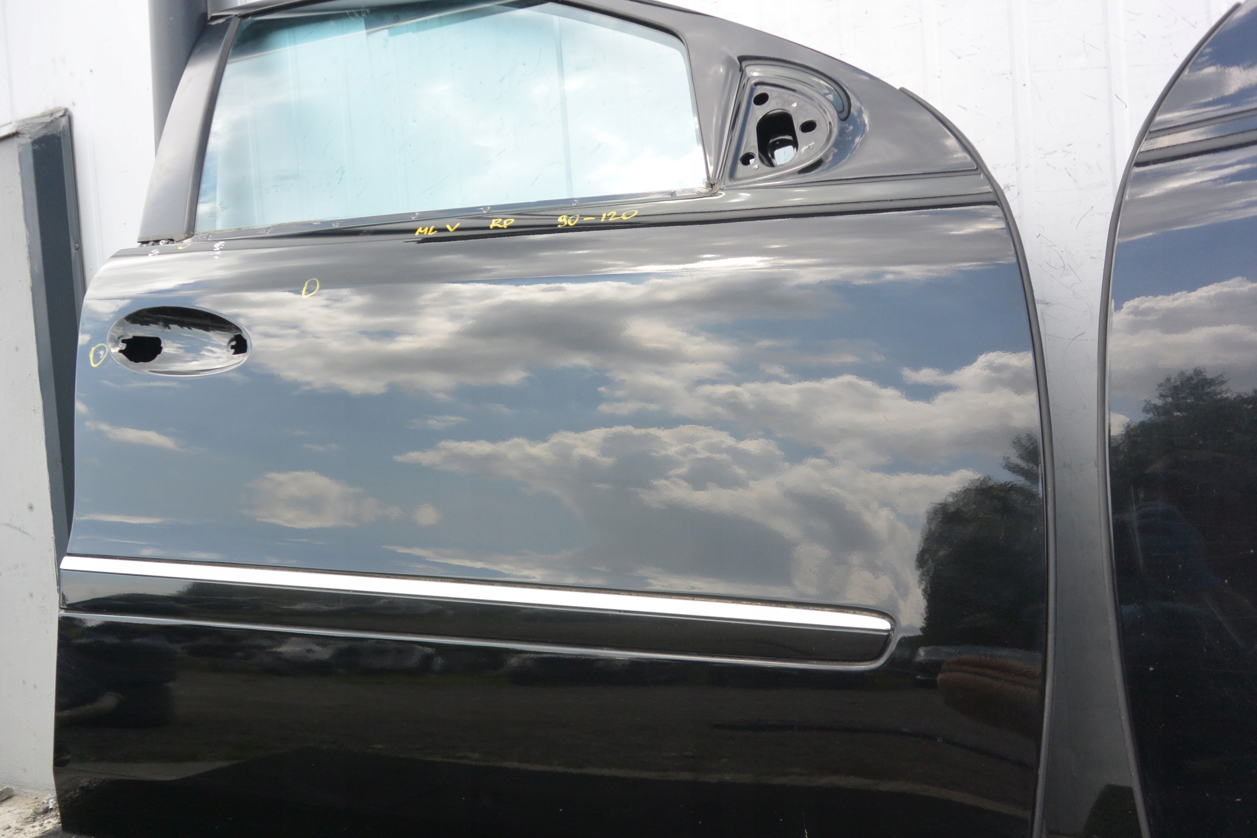 MERCEDES ML GL 164 door front left right 197 colour