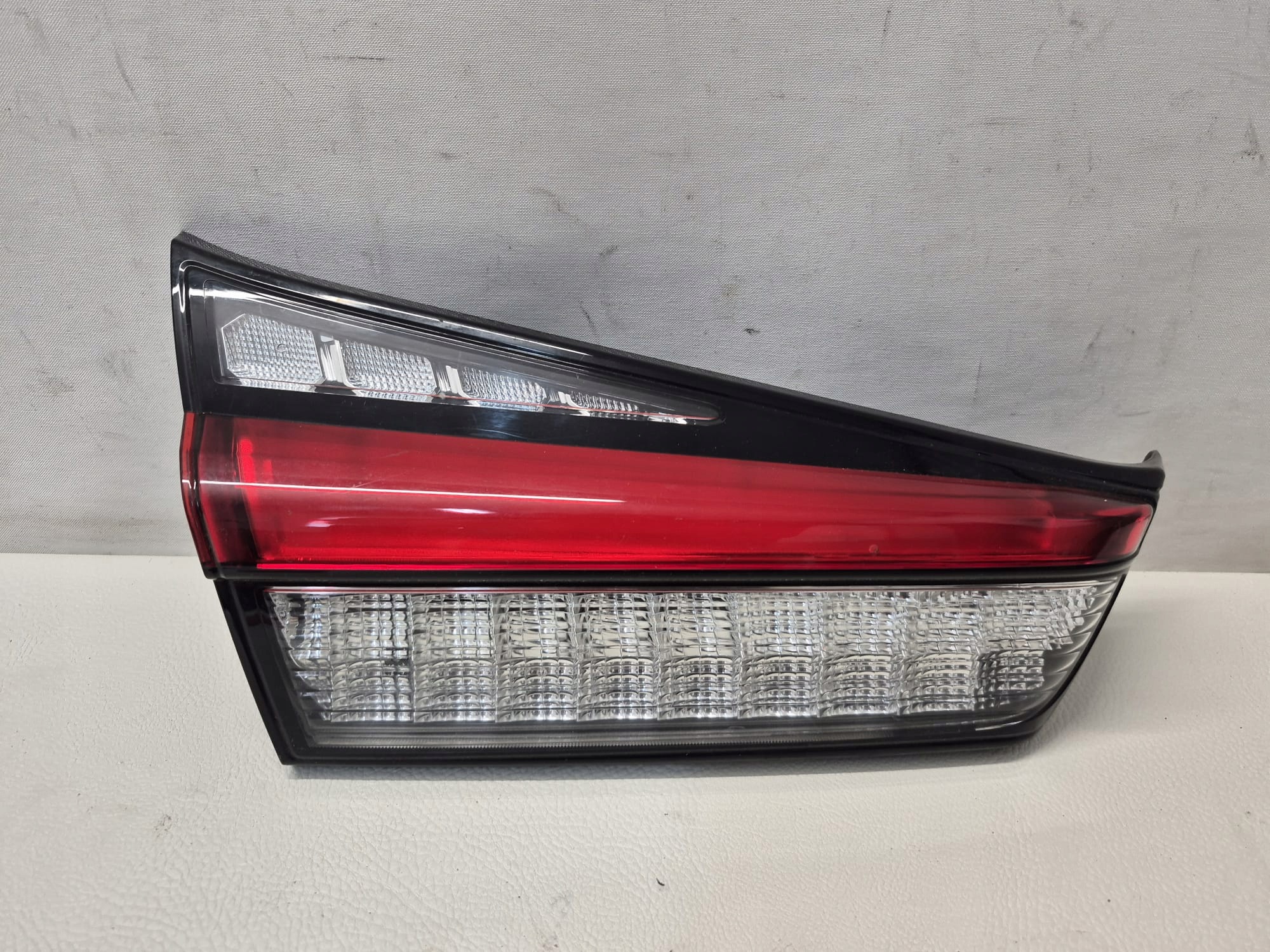 MITSUBISHI ASX II 19- light left rear part rear to the bonnet
