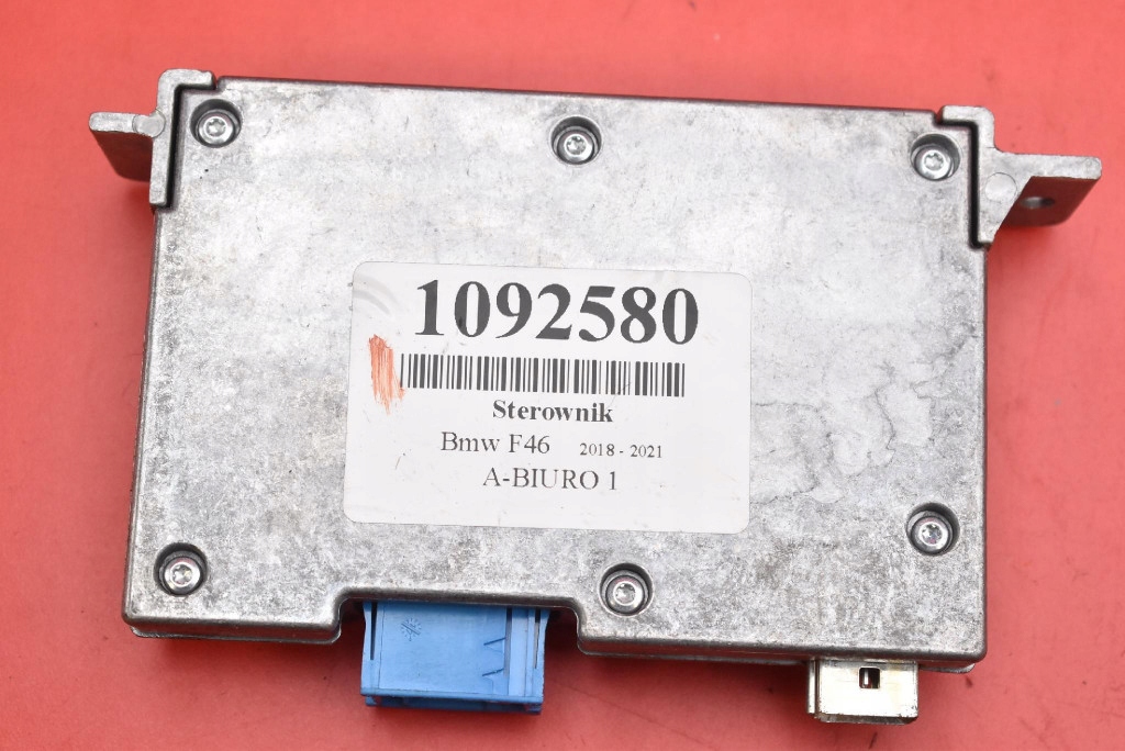 control unit module KAMERY 6819329 BMW F46 18-21