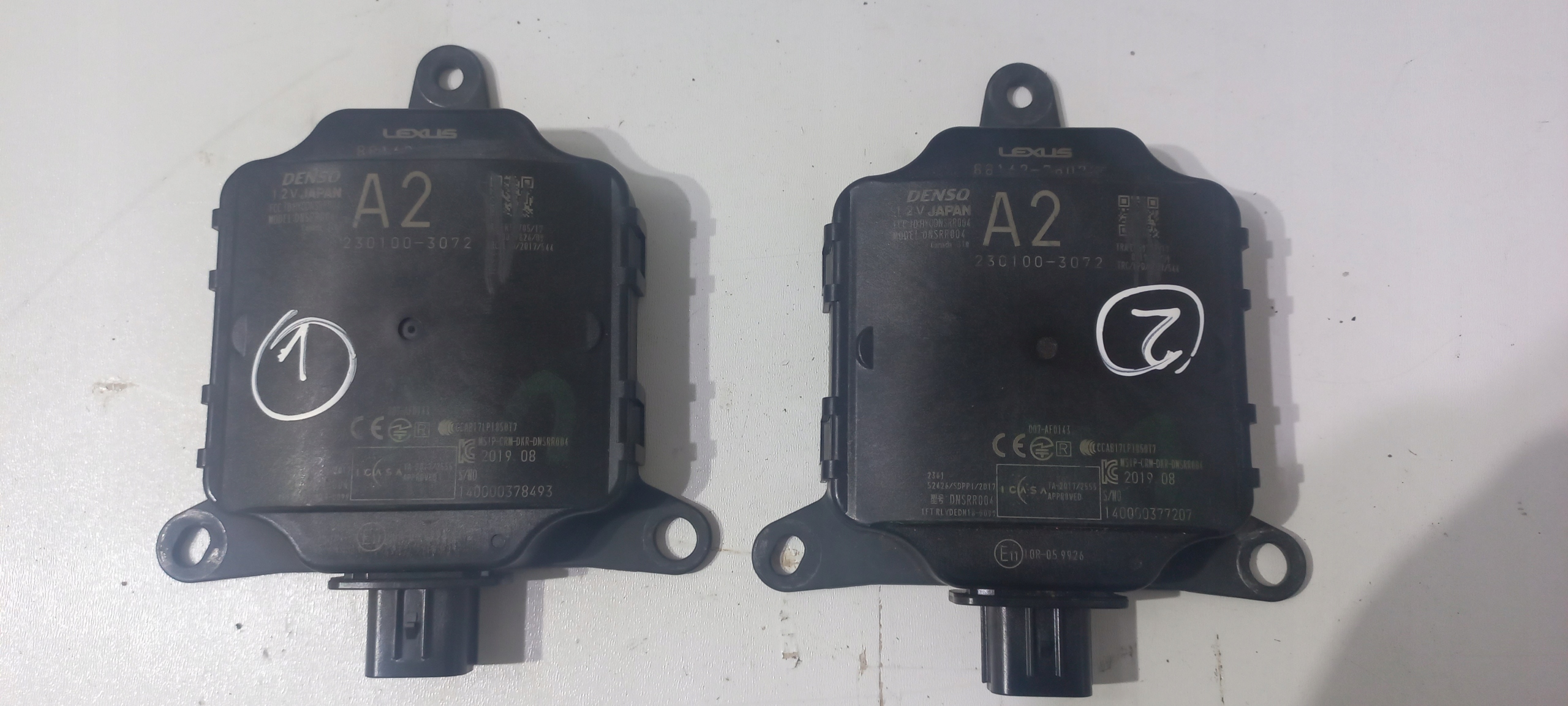 TOYOTA LEXUS UX CZUJNIK MARTWEGO POLA PASA RADAR TYŁ TYLNY BSM BLISS SENSOR