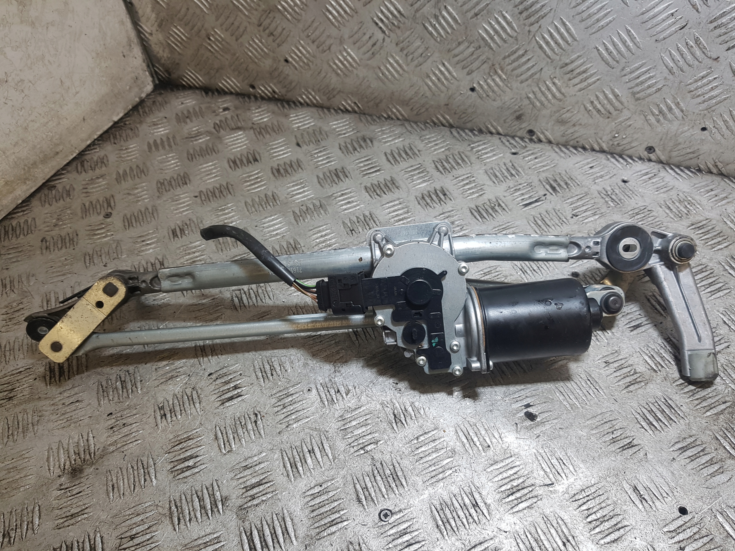 mehanizam brisača prednji dio BMW E90 404959