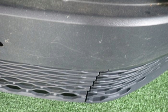 VW CADDY 2K7 20- Frontstoßstange vorne
