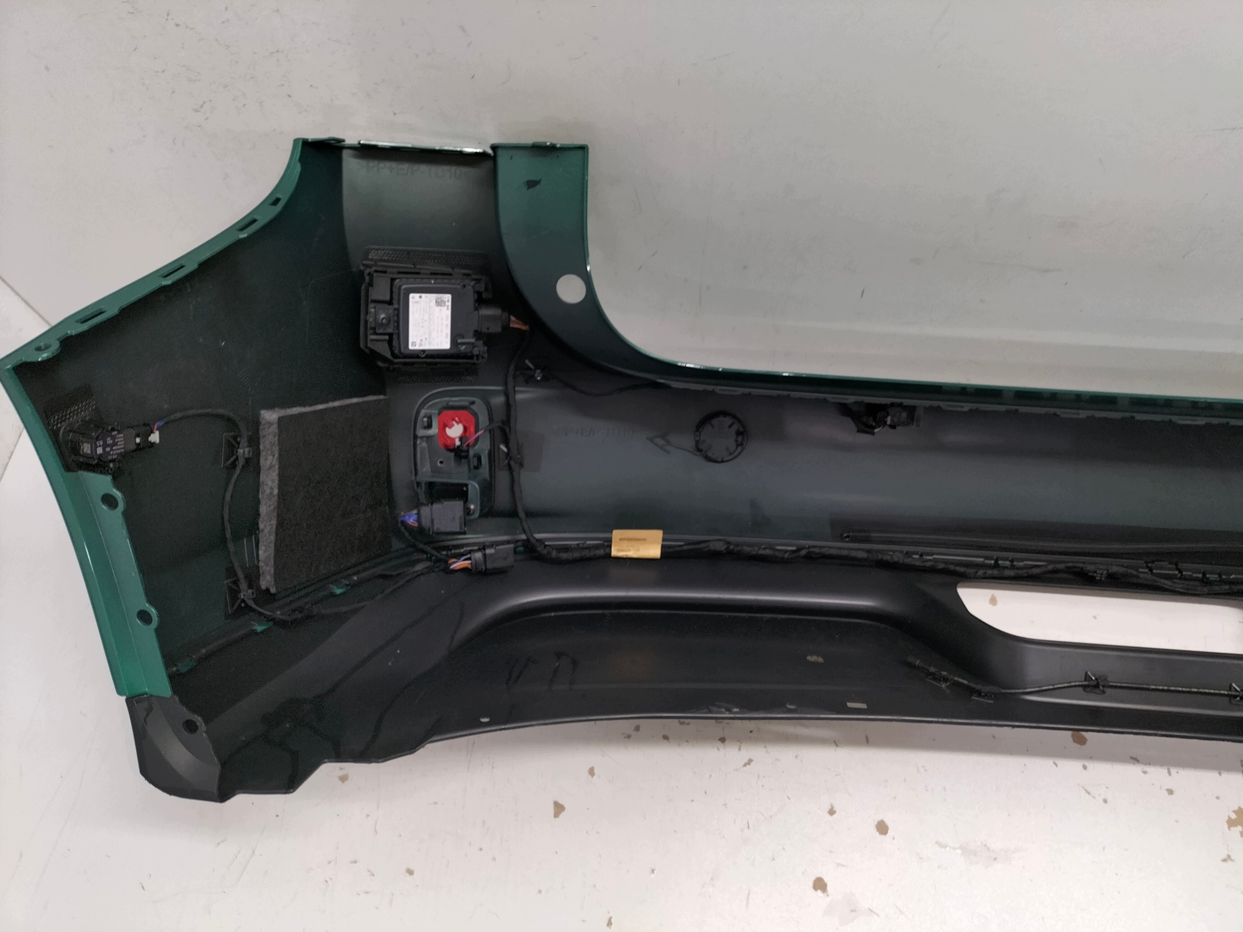 bumper rear rear part VW ID BUZZ 22- ID.BUZZ wersja below 6x sensors PDC ,