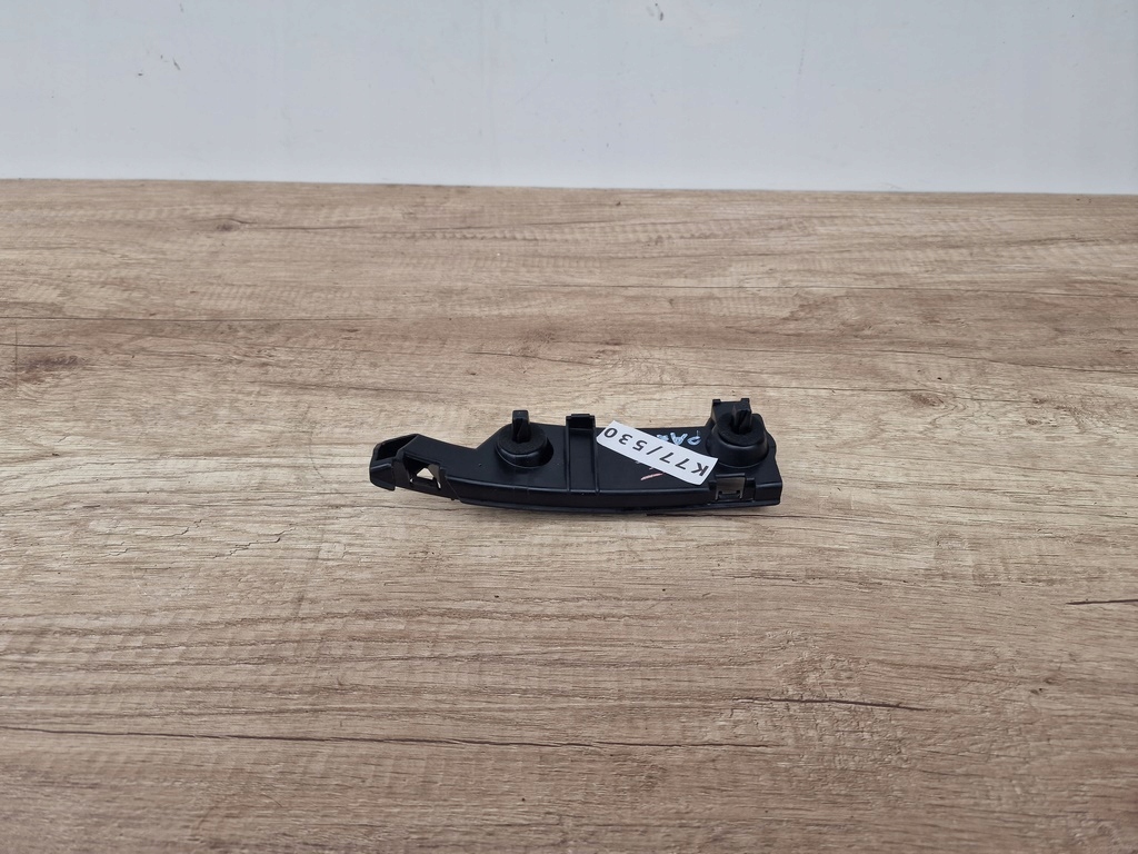 TOYOTA COROLLA VERSO 01-03 left bumper bracket rear part