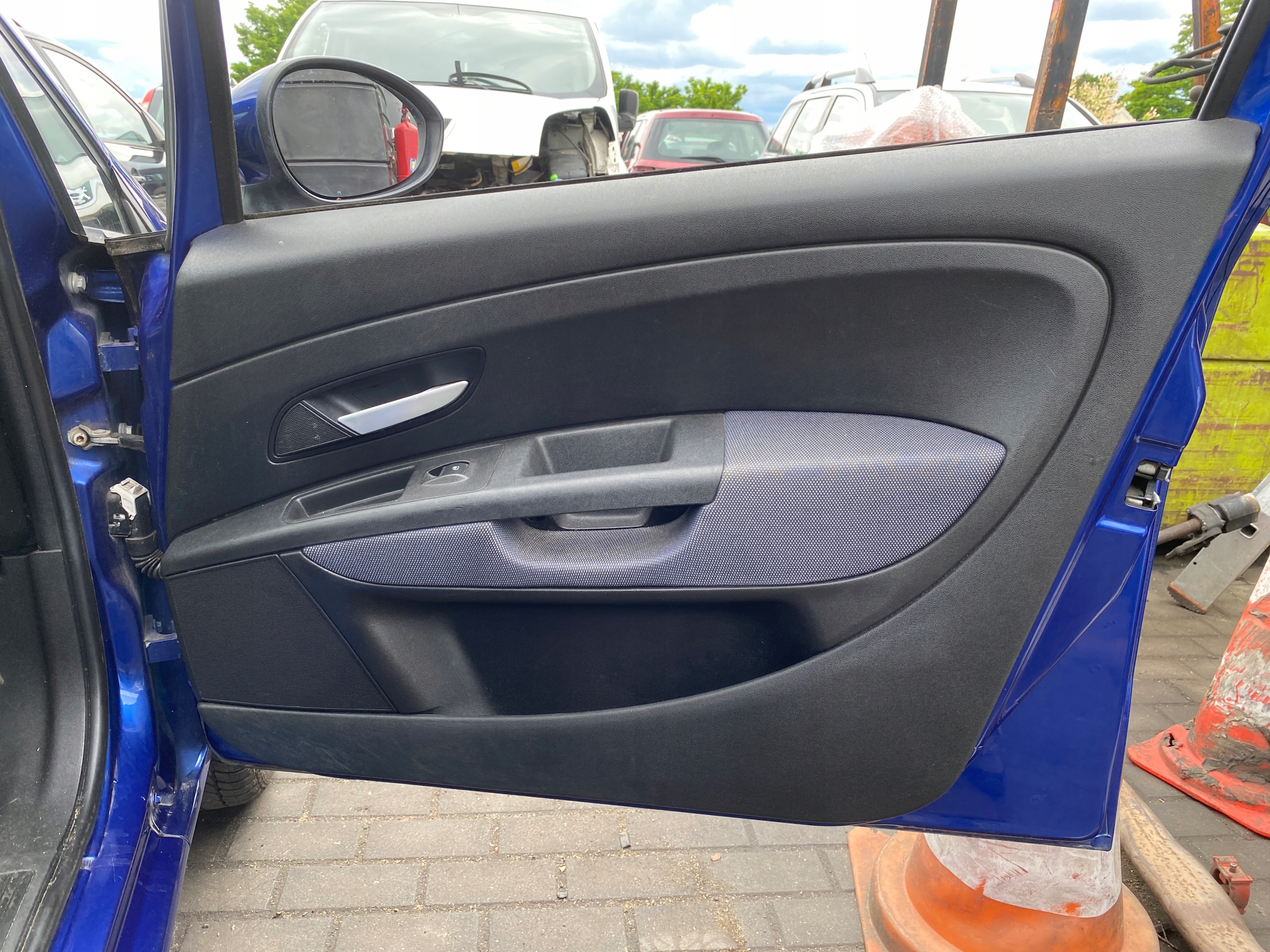 upholstery side right front Fiat Grande Punto 05-08