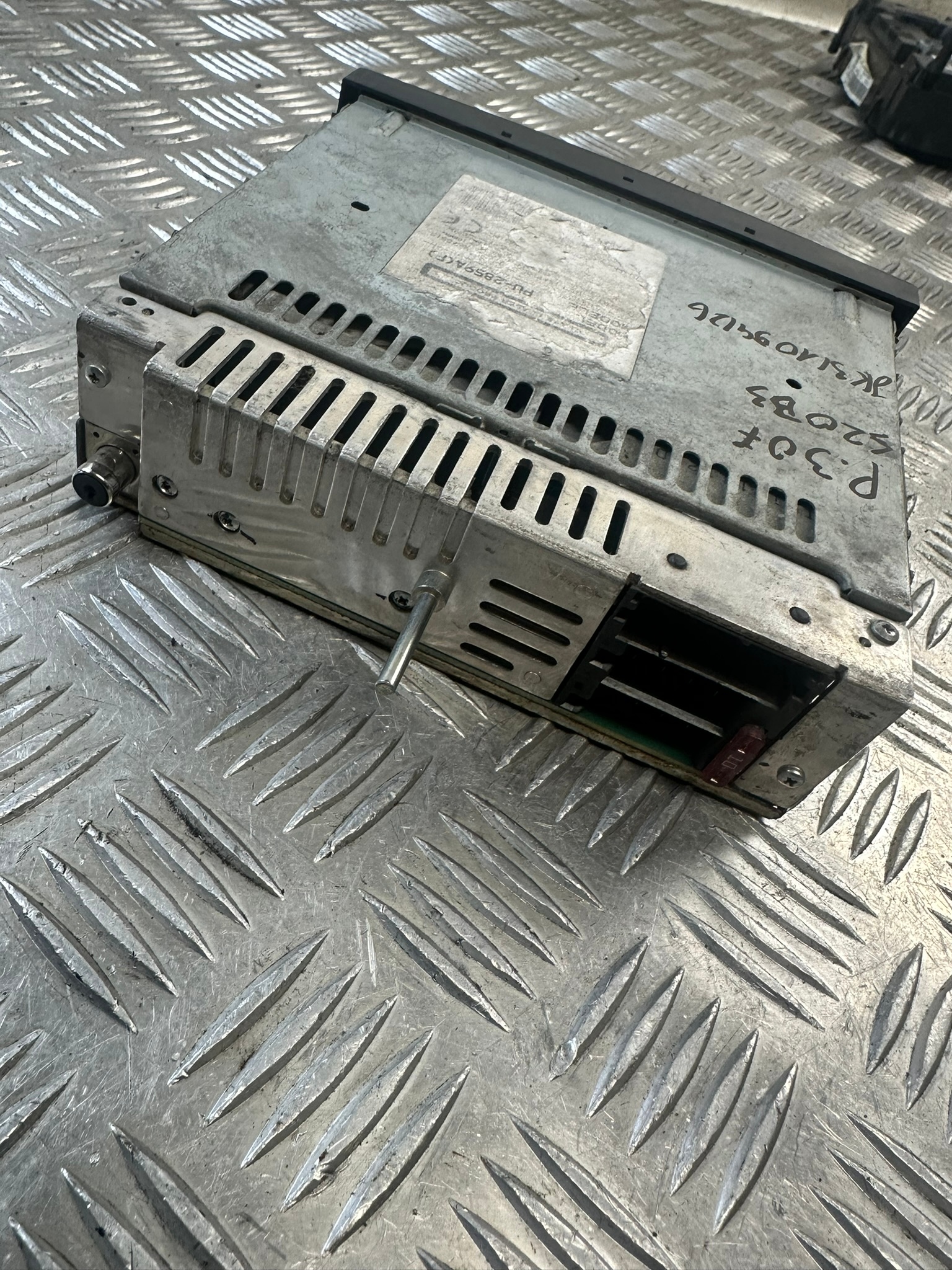 RADIO CD PEUGEOT 307 PU2859A