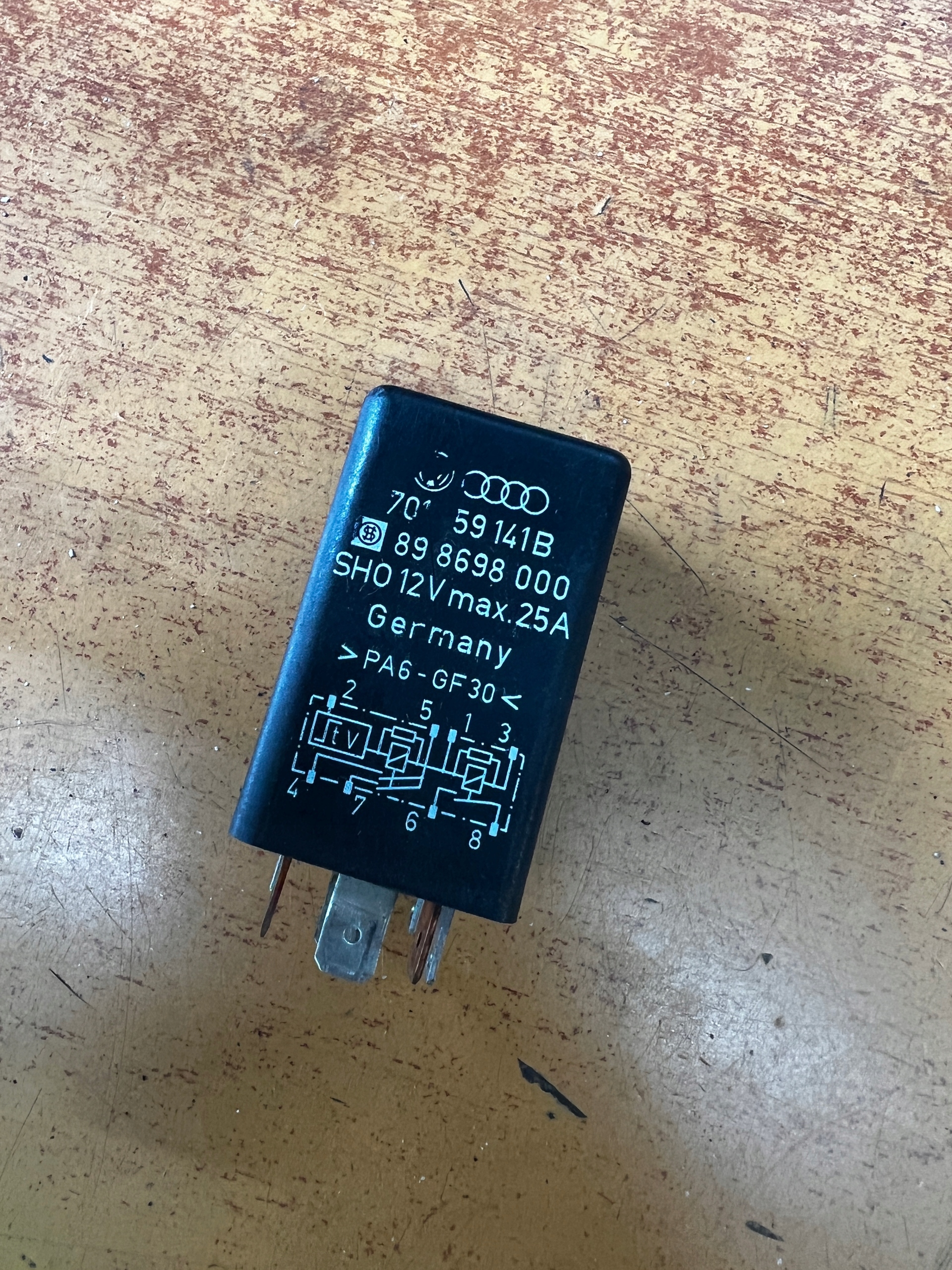 Реле vw t4 140 701959141b