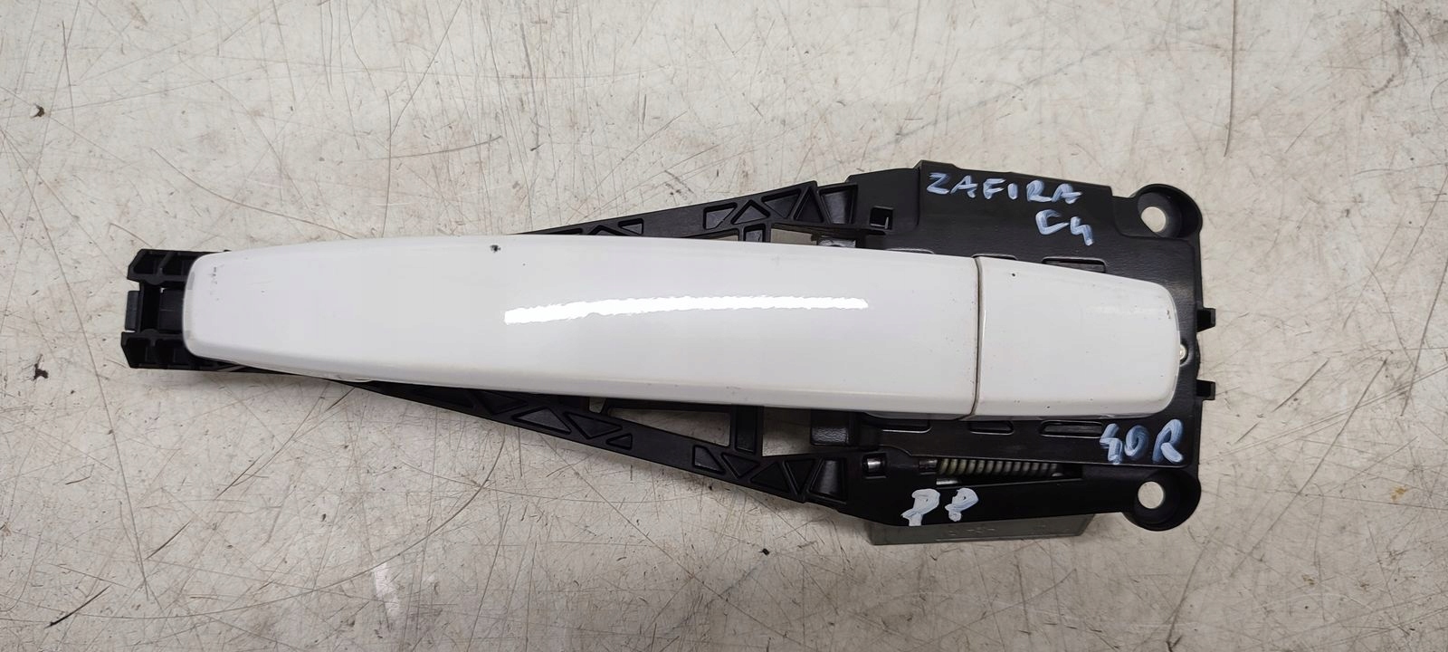 handle front front right Opel Zafira C 40R