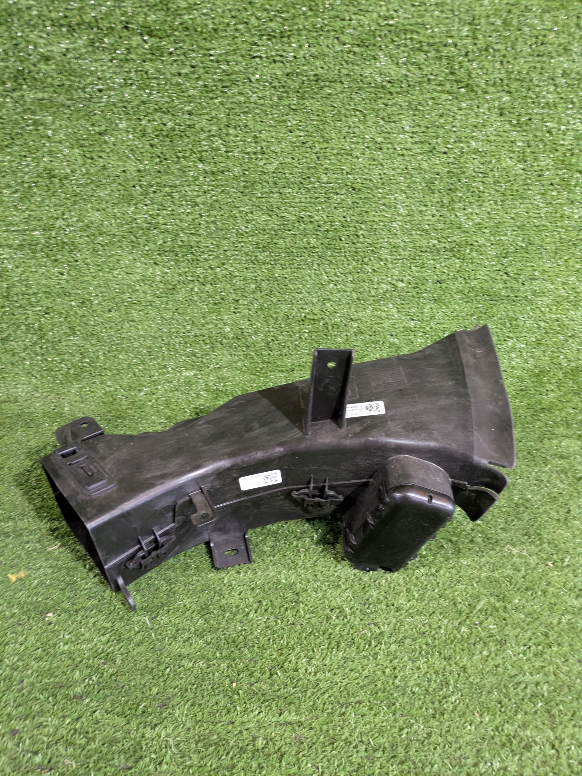 intake air right RANGE ROVER SPORT III 22