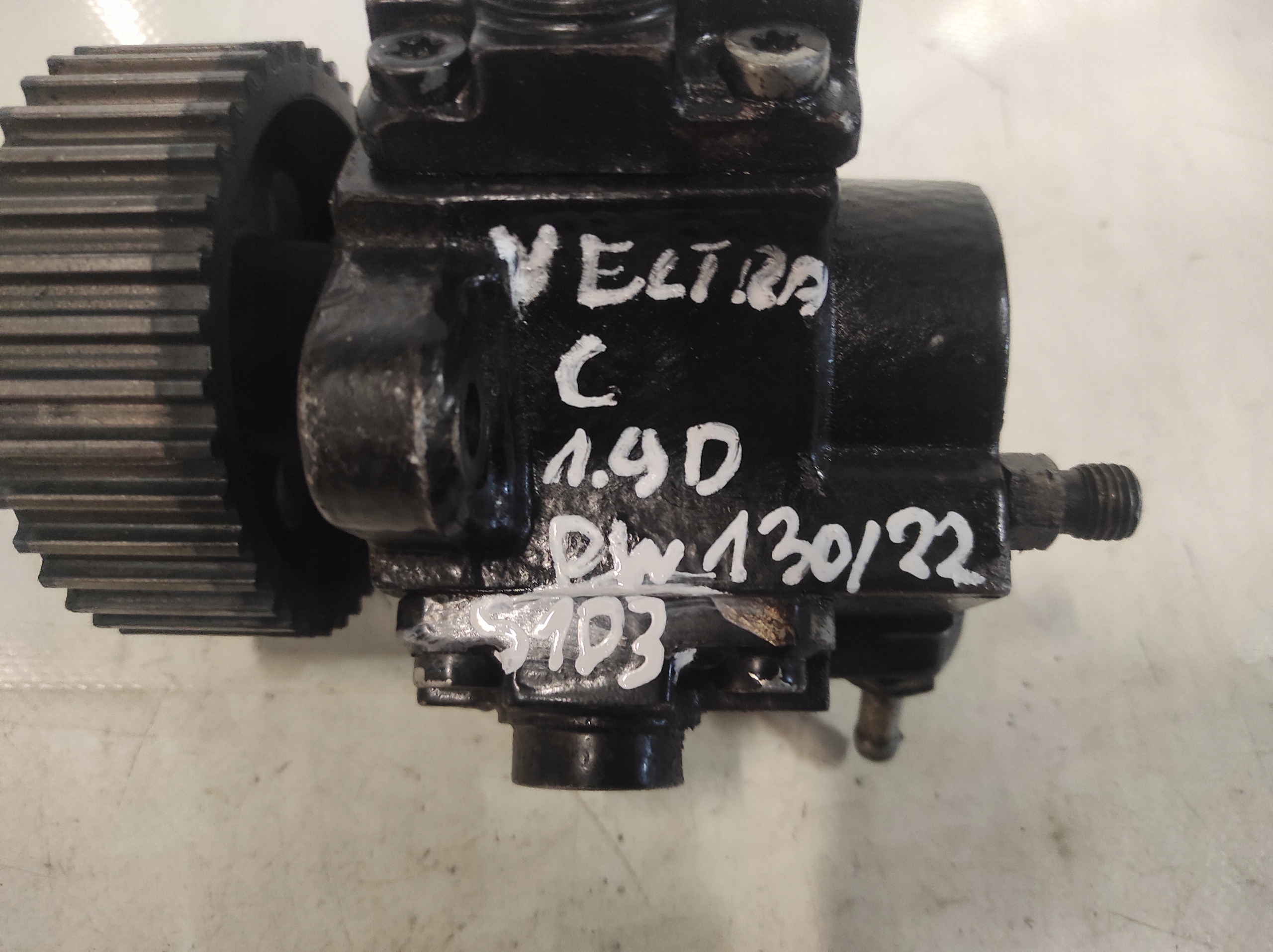 OPEL Vectra C 1.9 CDTI injection pump 0445010183