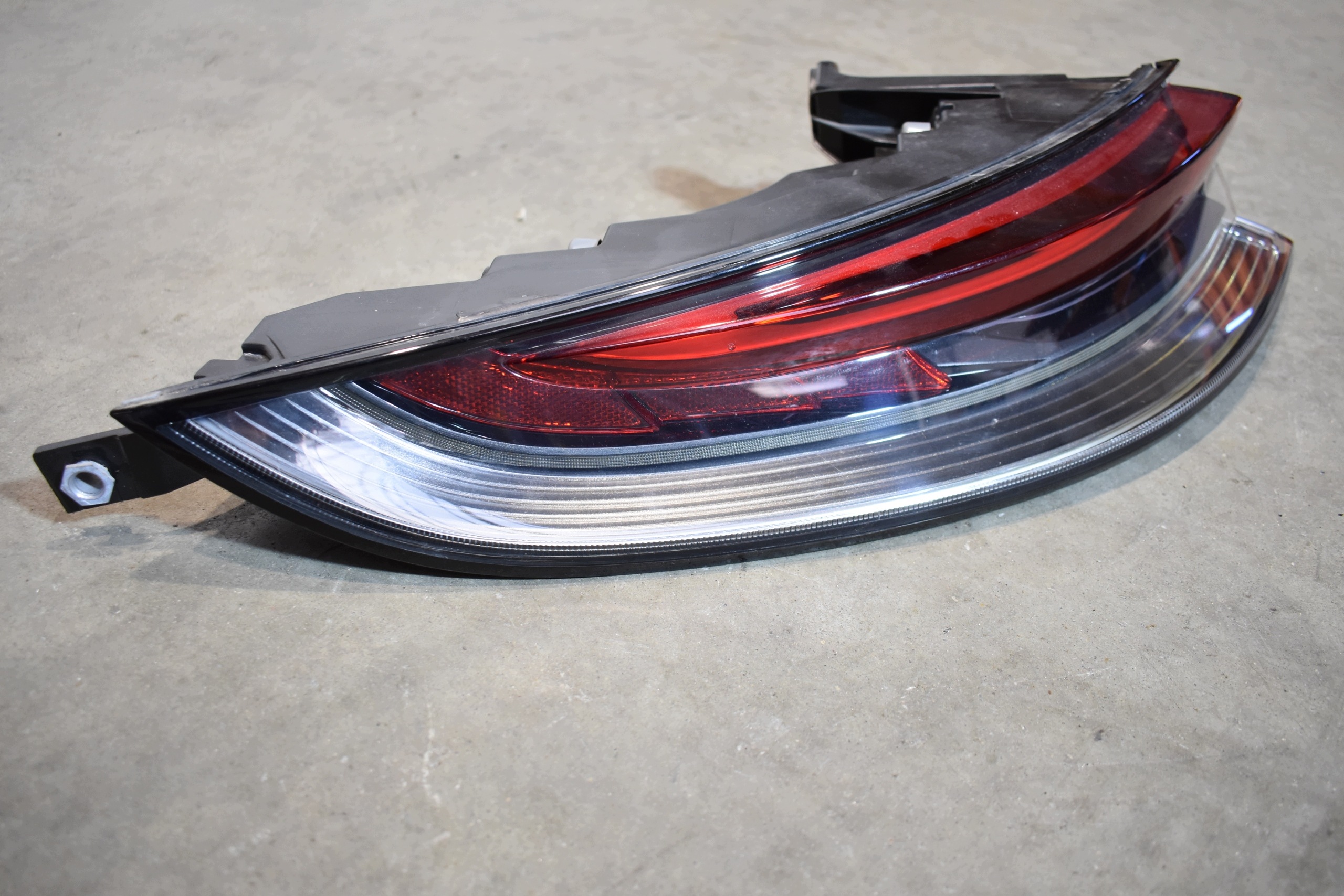 IDEALNE lights rear part rear. KPL. PORSCHE PANAMERA 971 LIFT 1