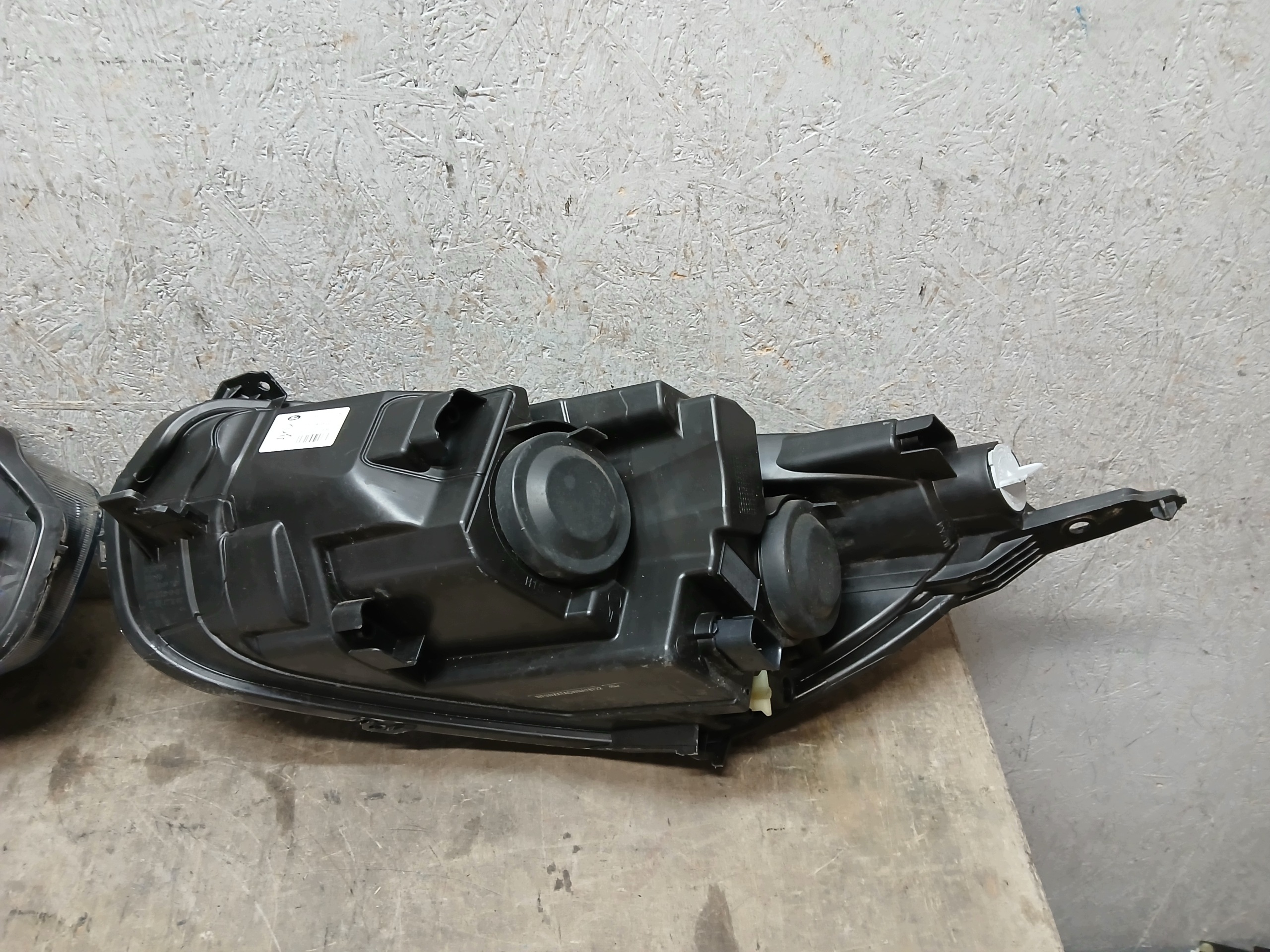 light lights front right left FORD COURIER MK2 14- JT76-13W030-CD