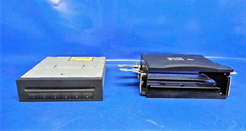 ZMIENIARKA PŁYT CD MERCEDES R KLASA W251