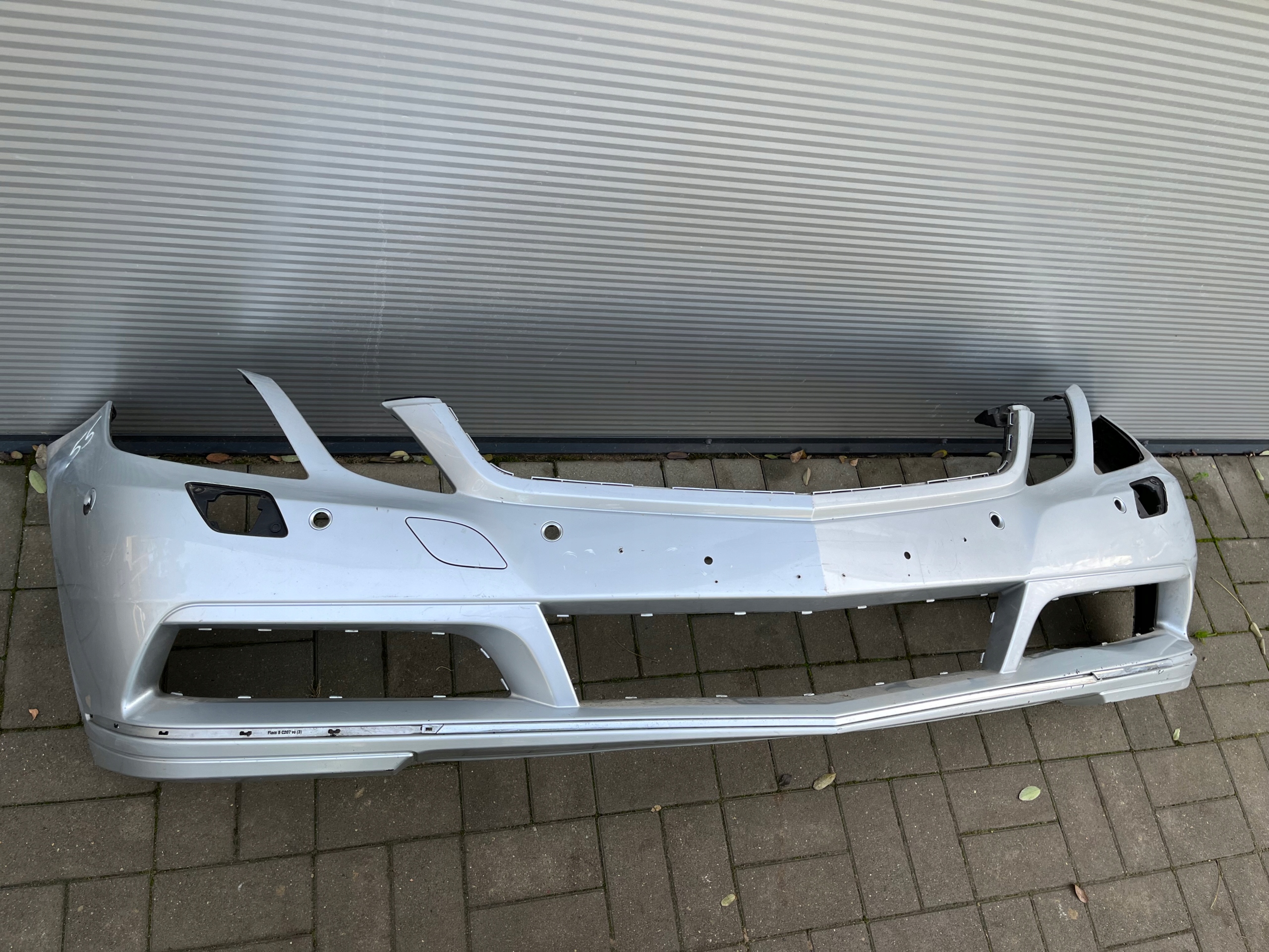 Mercedes E Coupe W207 09- nárazník předek přední