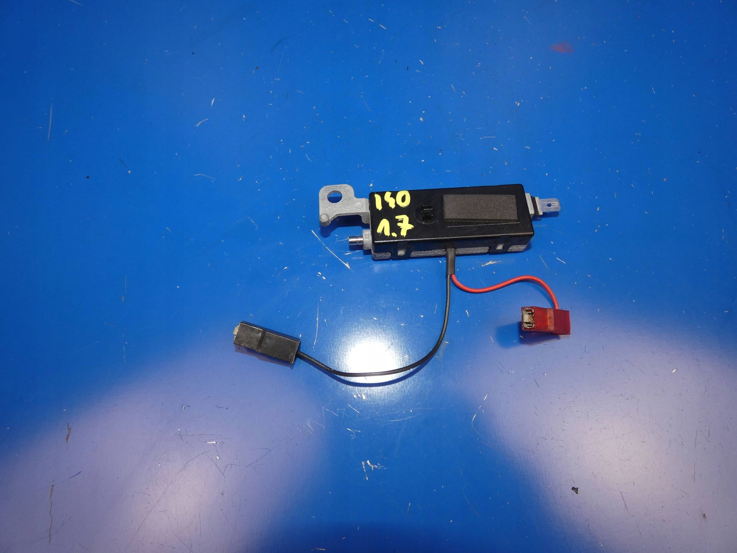 HYUNDAI I40 IX35 SPORTAGE III amplifier ANTENY RADIA module