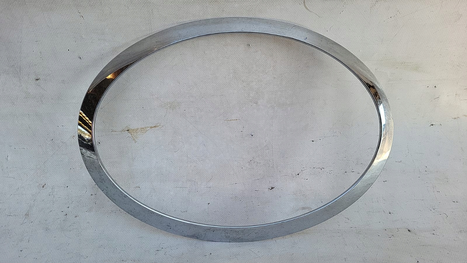 MINI COOPER III F55 F56 14- frame ring CHROM lights left front 7300631