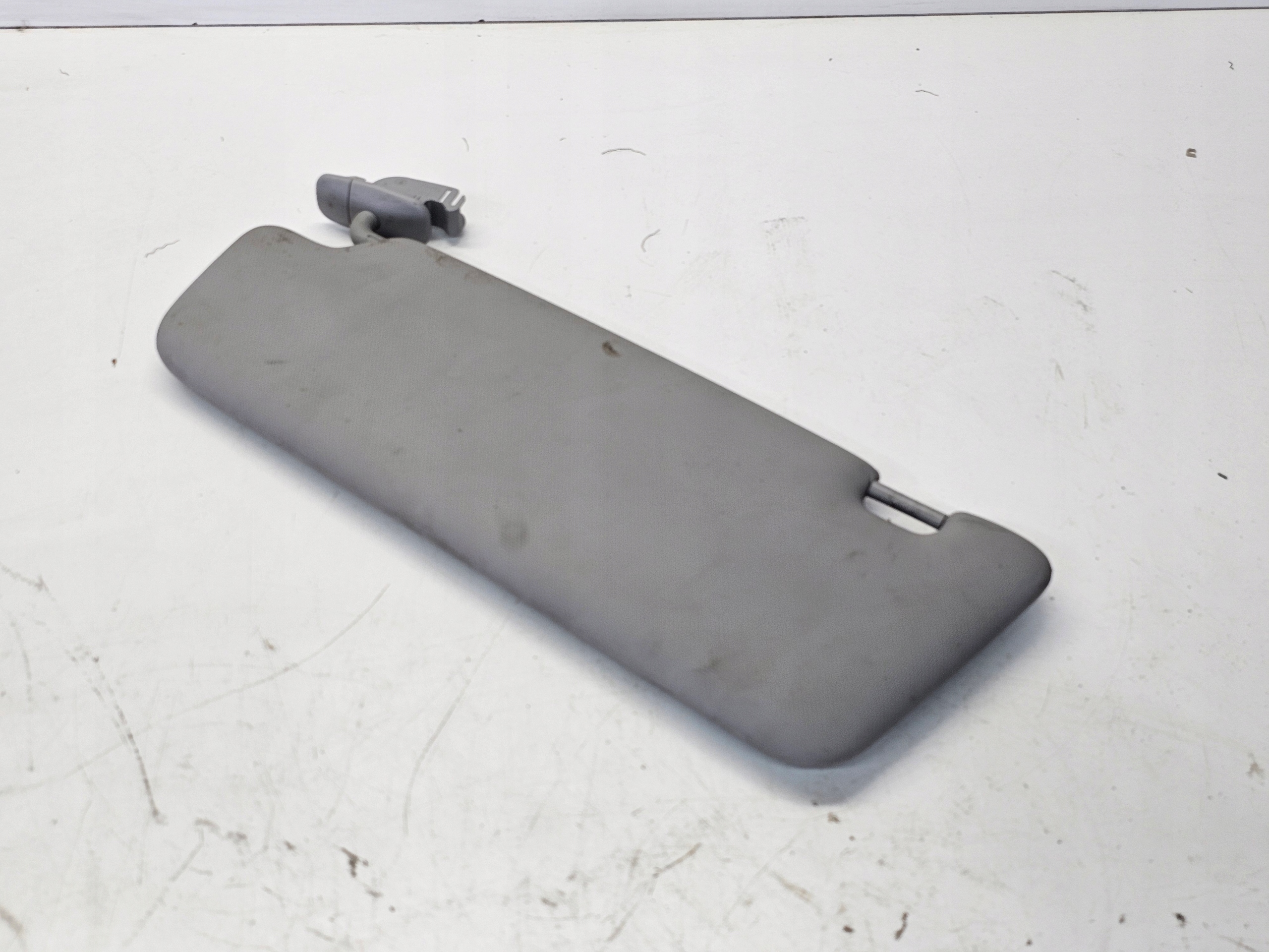 BLENDE ABDECKUNG PRZECIWSLONECZNA AUDI A4 B8 A5 8U0857552A EA7