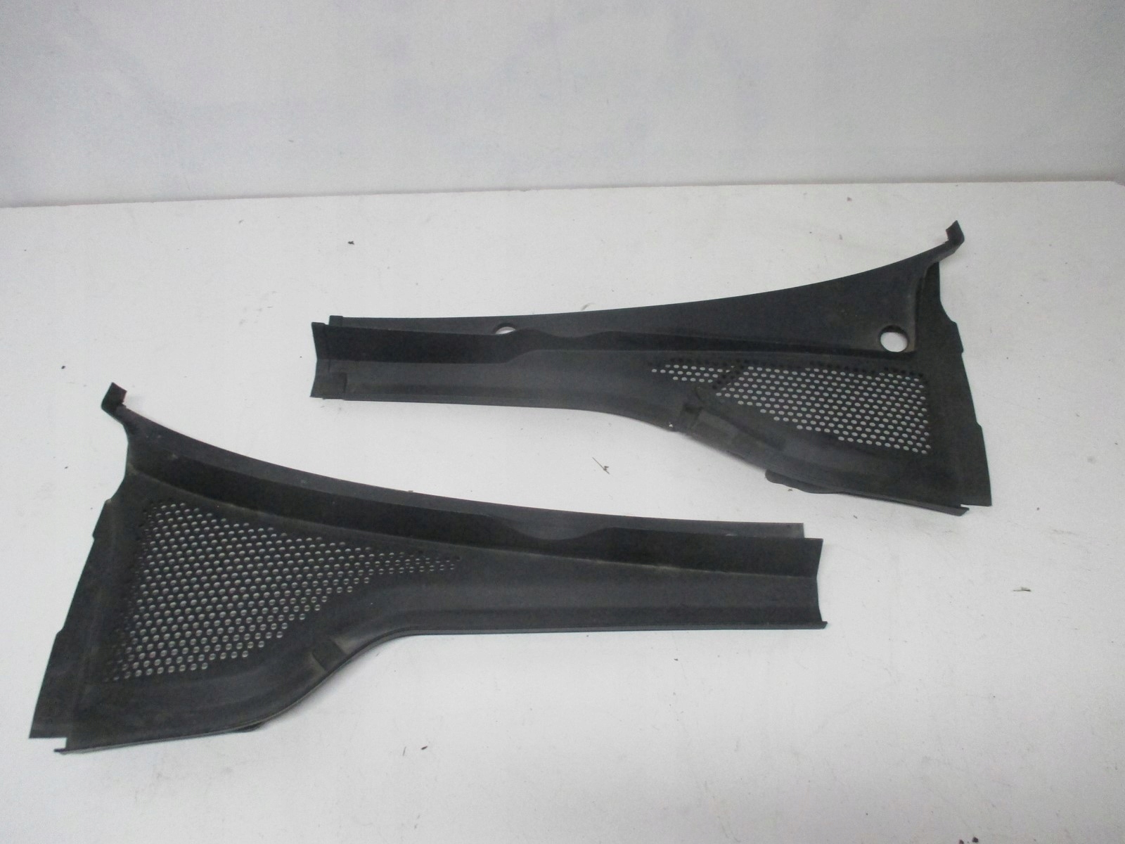 Podszybie VW GOLF VII 5G0 5G1819403B 5G1819404B