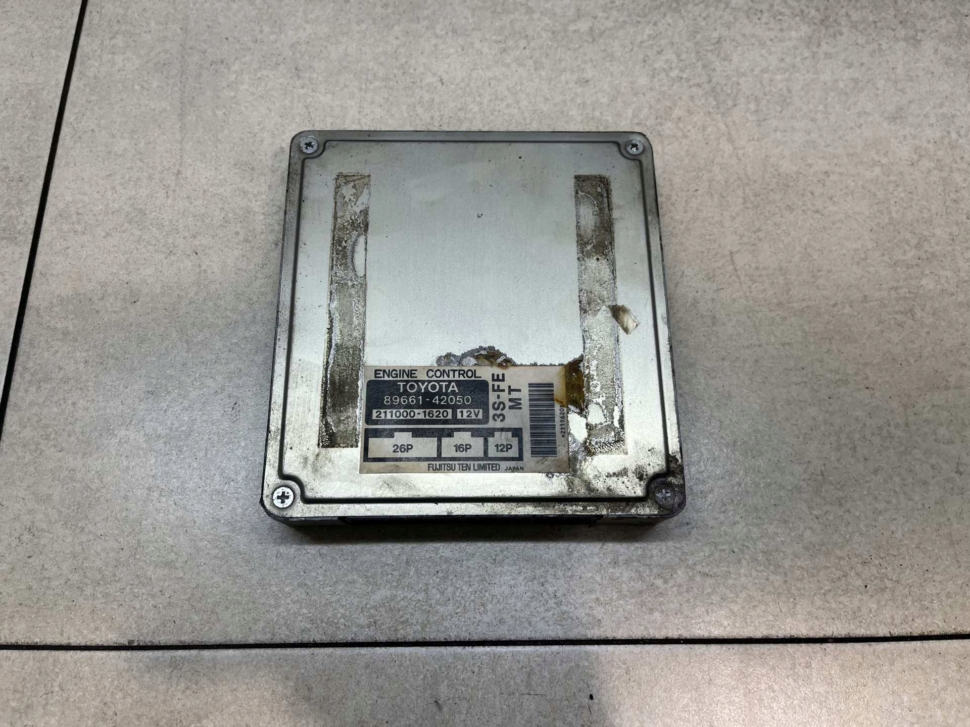 Centralina computer Motore TOYOTA RAV4 e 2.0 4X4 8966142050