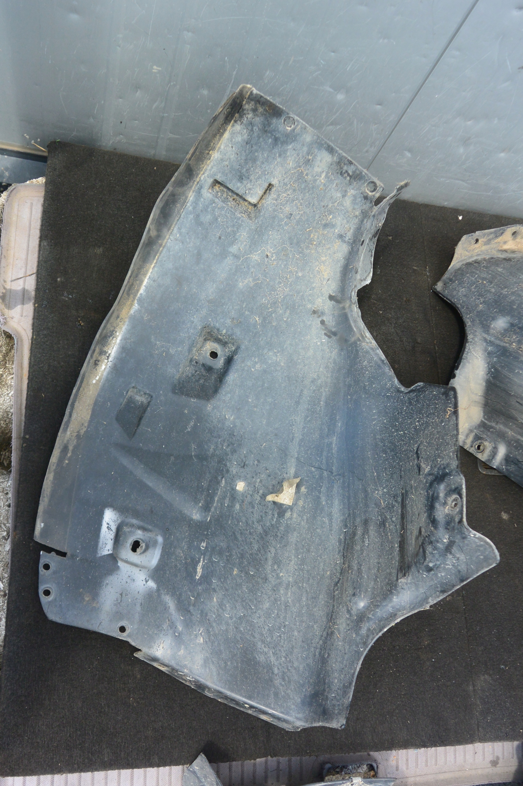 mudguard front front right left MERCEDES-BENZ GL X164