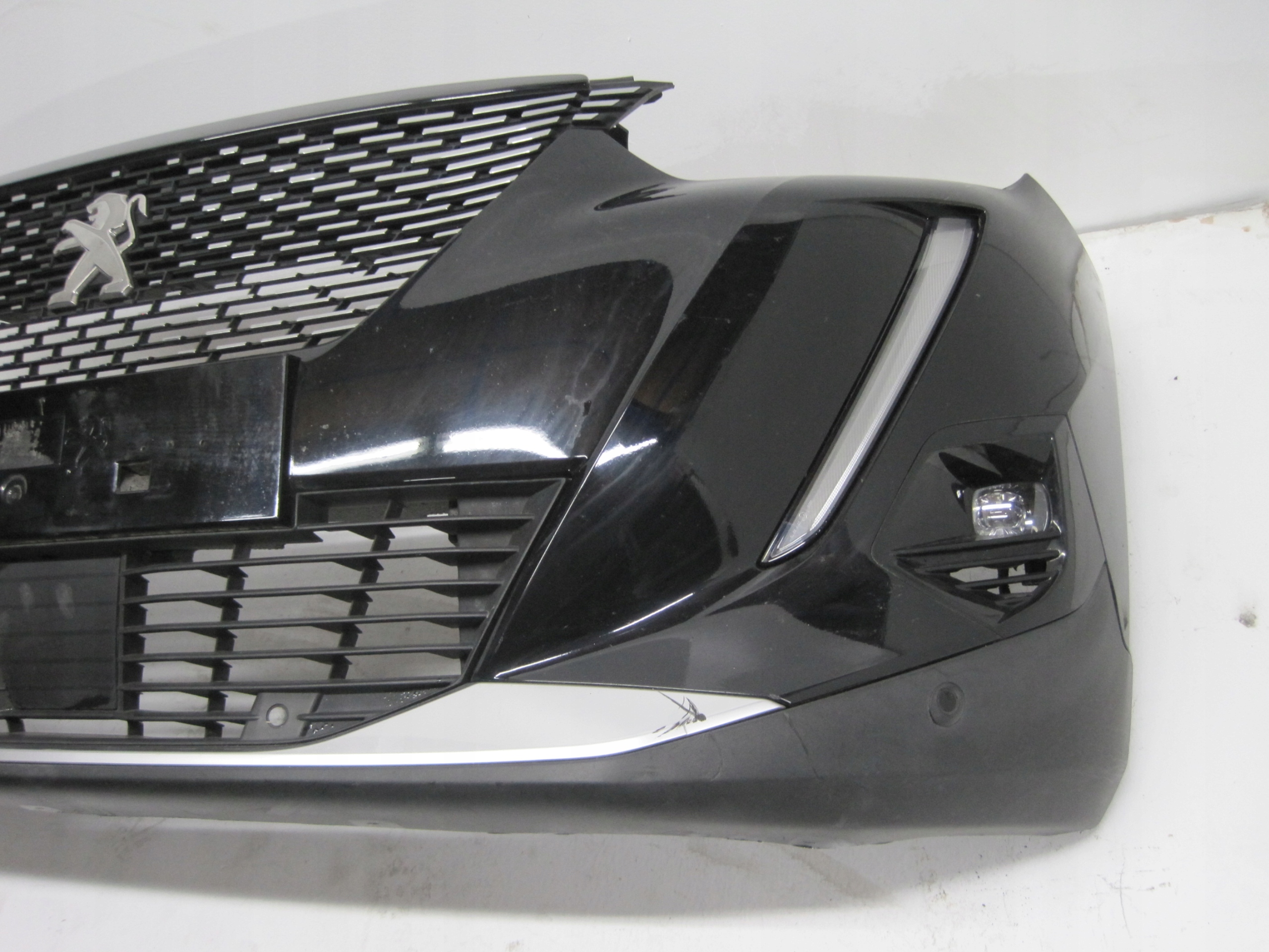 bumper PEUGEOT 2008 II 4 PDC below RADAR front front
