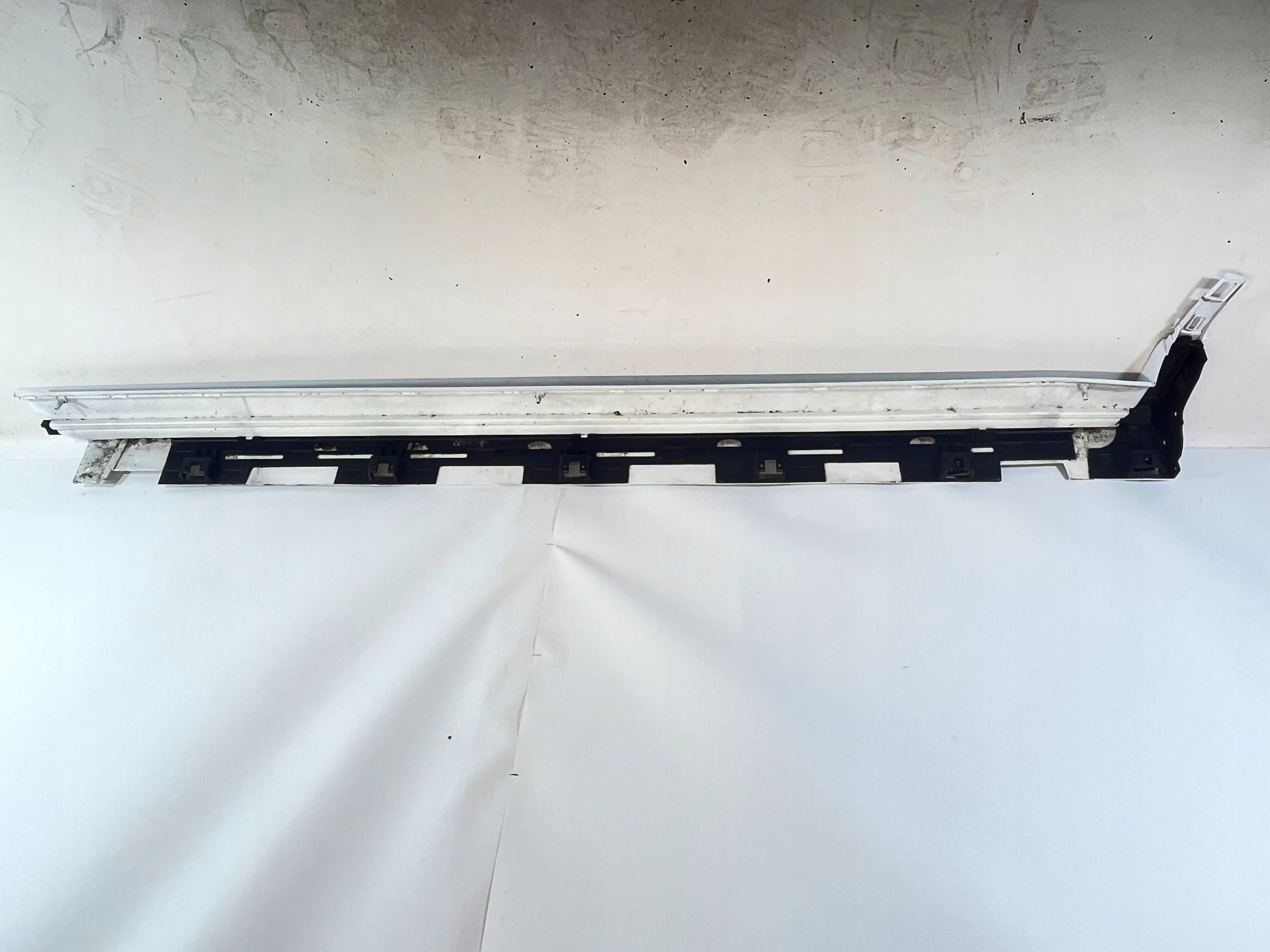 moulding threshold Ford Kuga III LV4B-S10154-B
