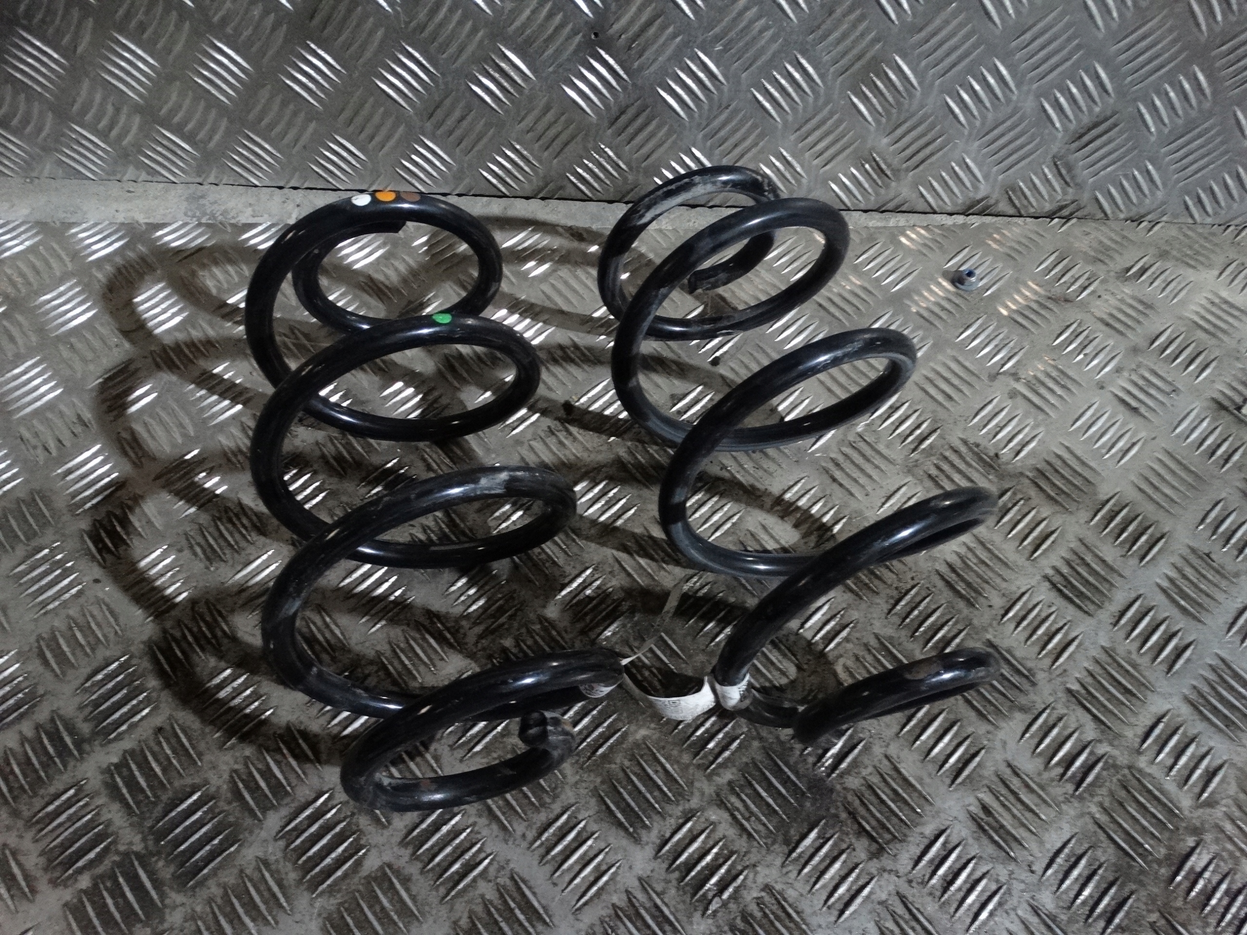 комплект. пружины задние MERCEDES X247 W177 1