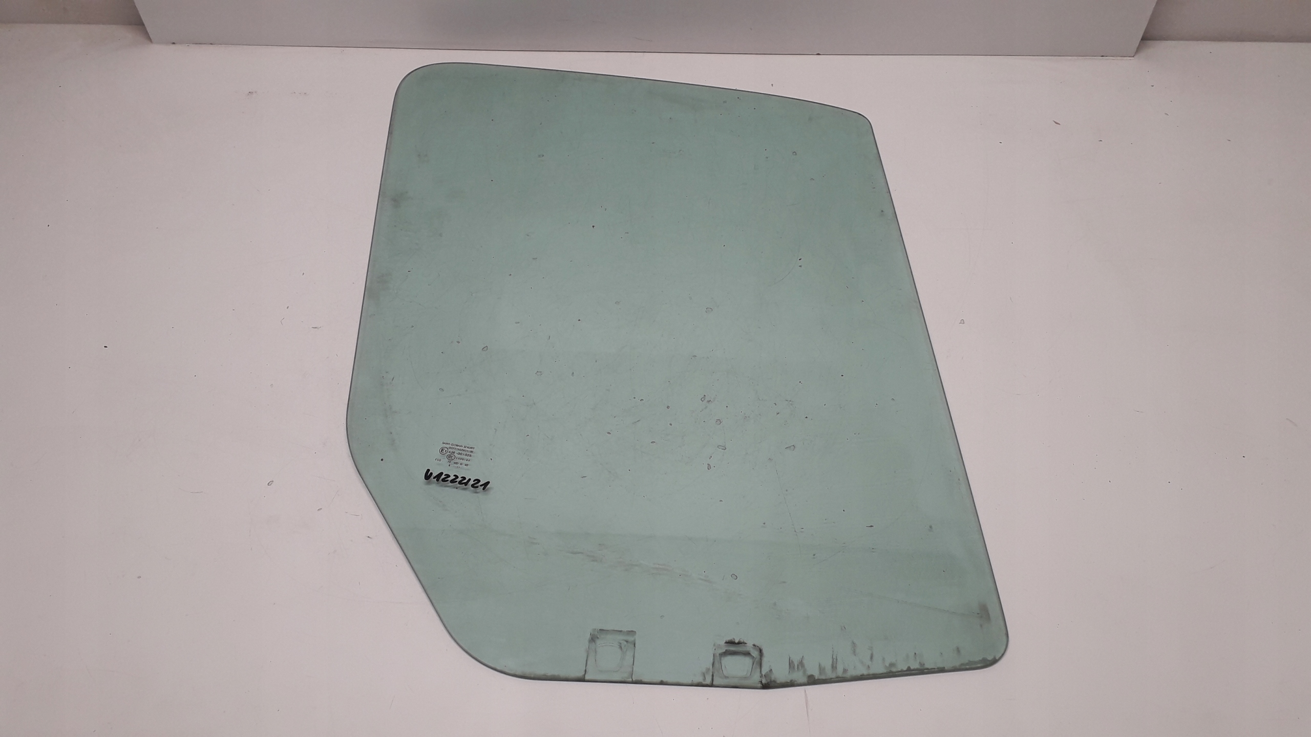 SPRINTER W906 SZYBA PRAWA PRZEDNIA AS2 ..8