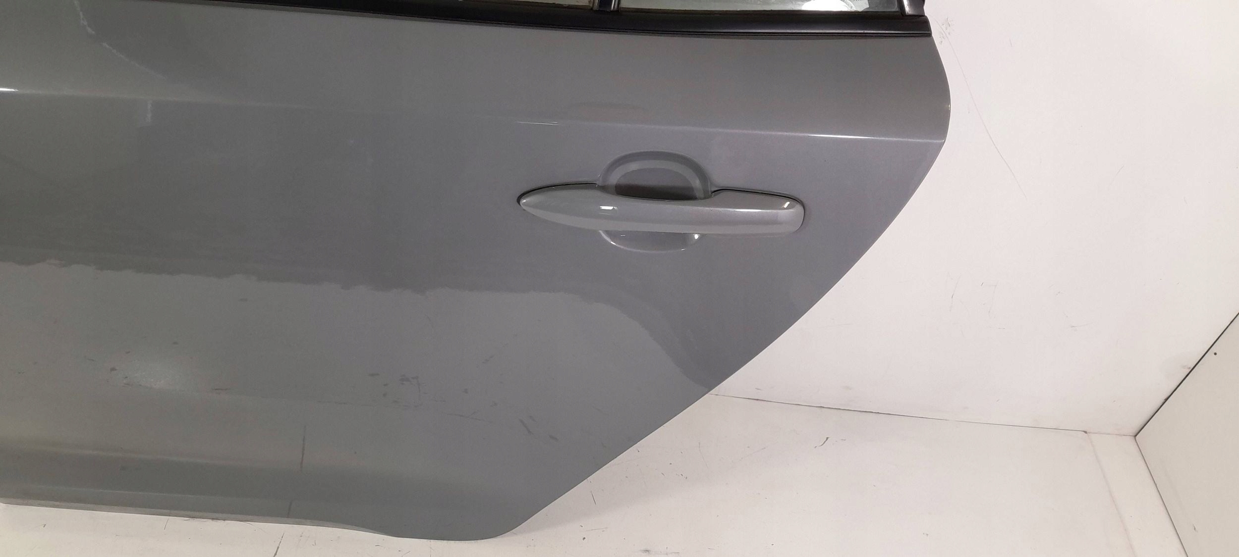 Toyota Corolla E21 Kombi door rear. left 1H5 (T476)