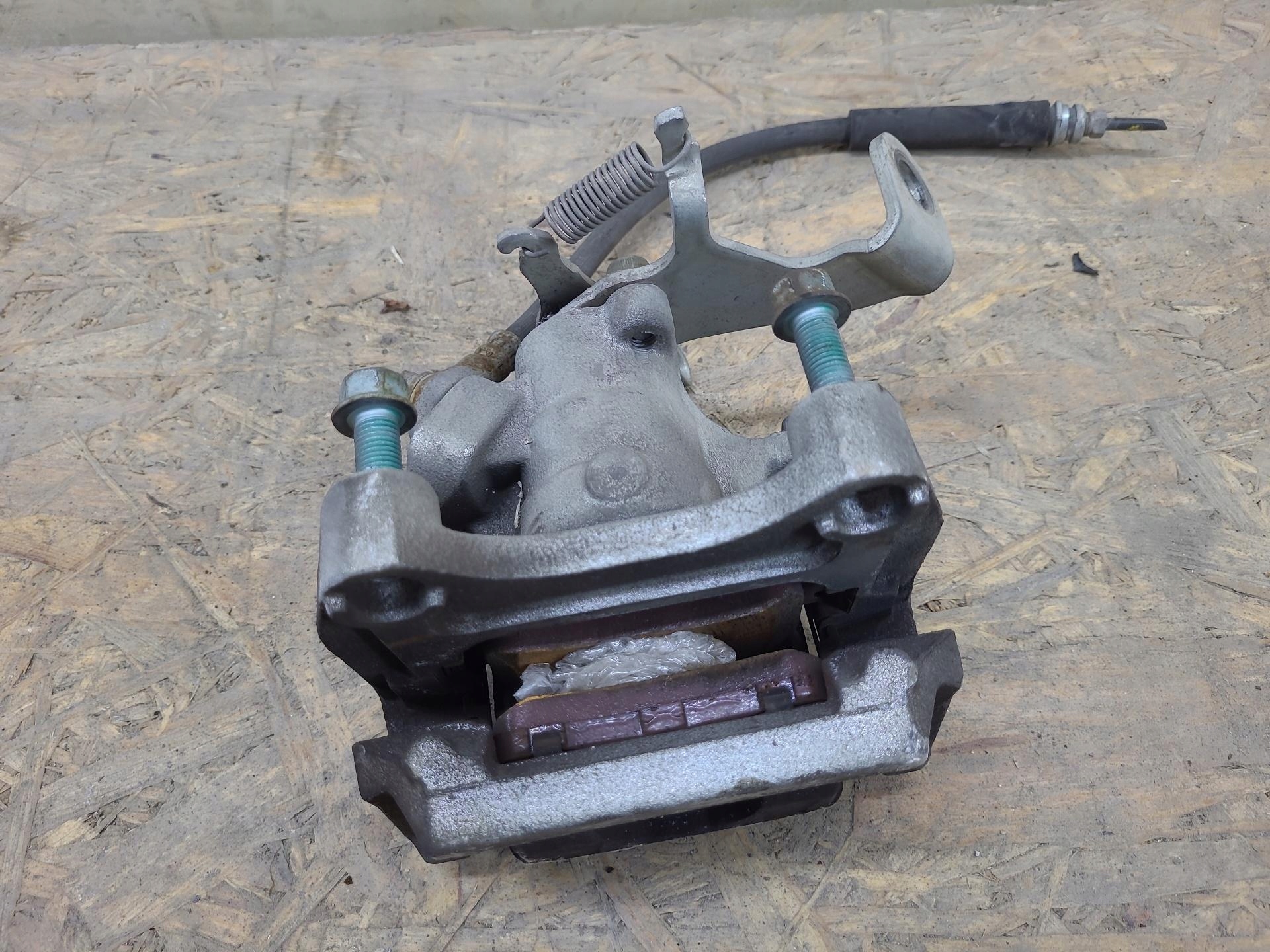 caliper brake rear part left side Mazda CX-5 2014