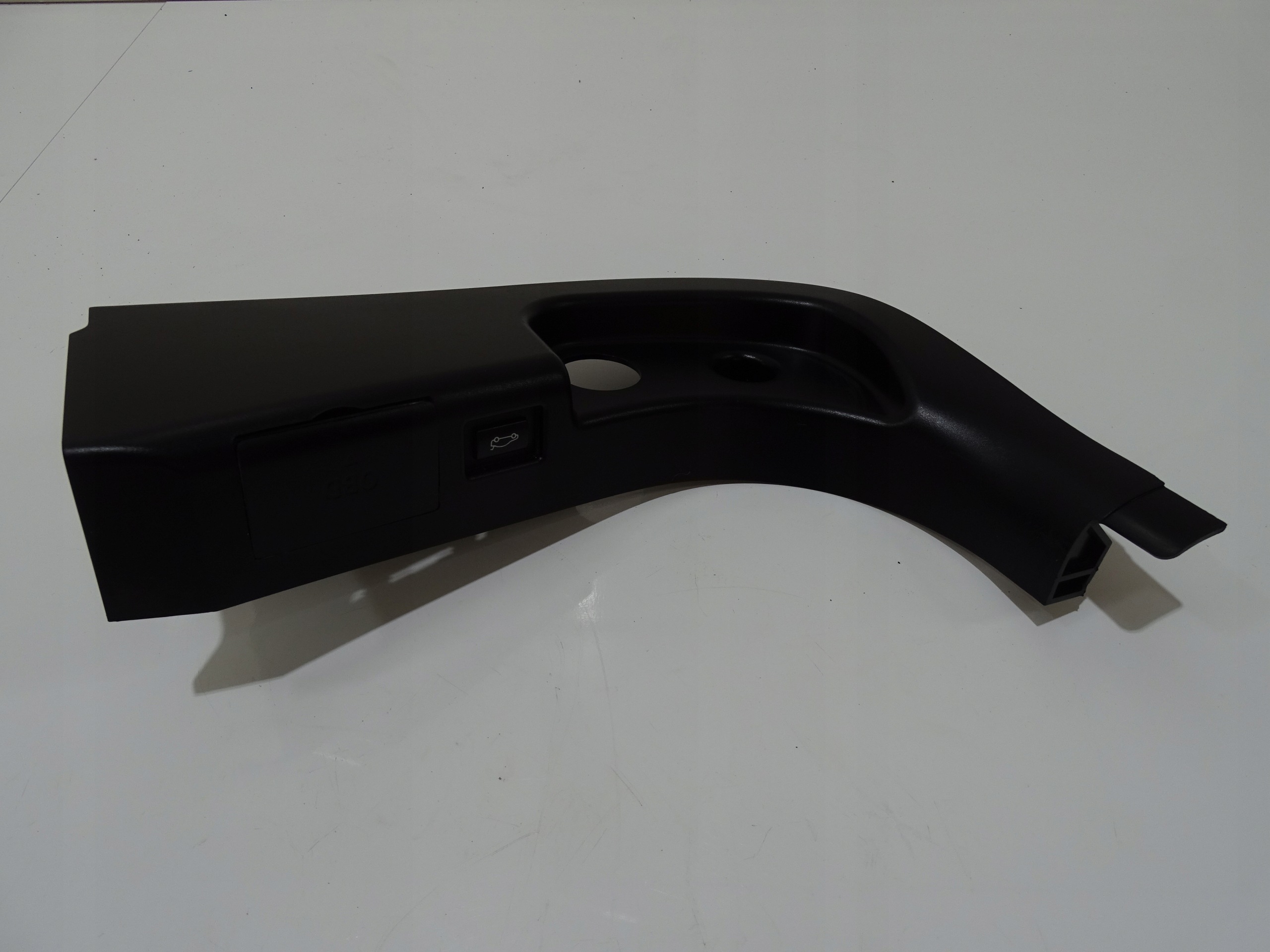 kryt SLUPKA PRAHU levá BMW E60 E61 LIFT EU 7025029