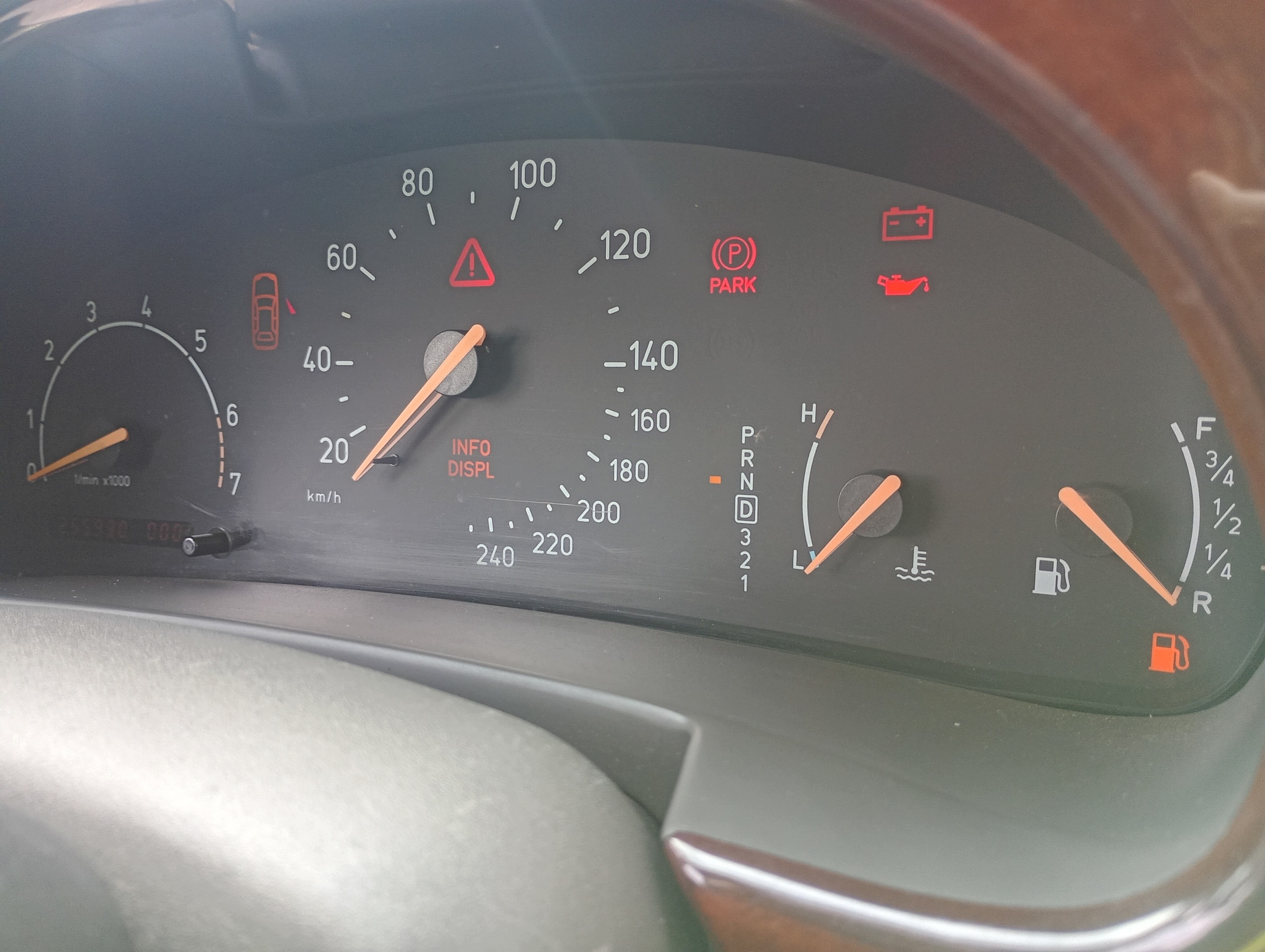 dials dials tachometer Saab 93 9-3 98-02 2.0 mileage 255930km