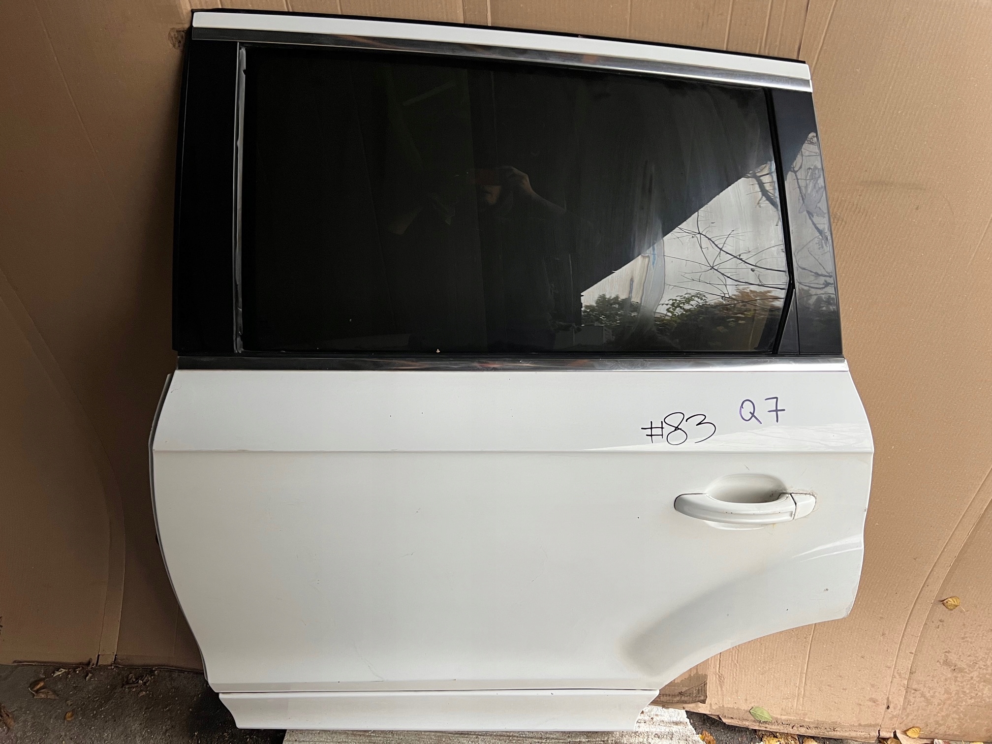 AUDI Q7 4L door left rear part left rear.