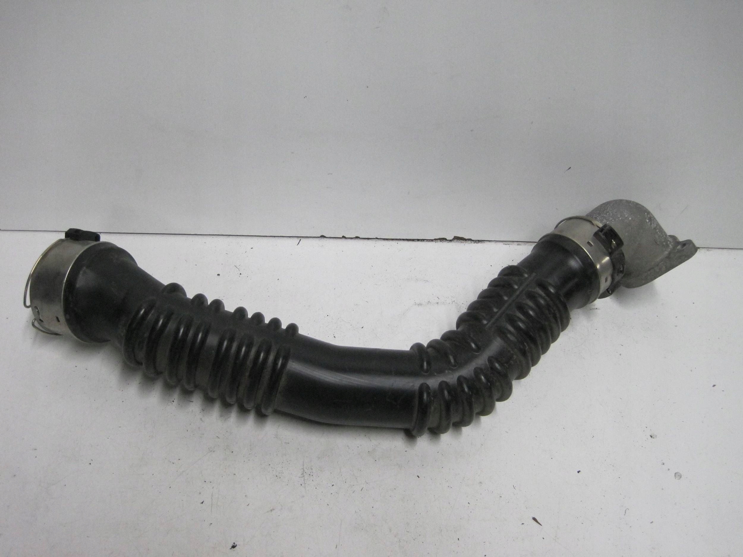 hadice intercoolera HYUNDAI SANTA FE 28260-2M300