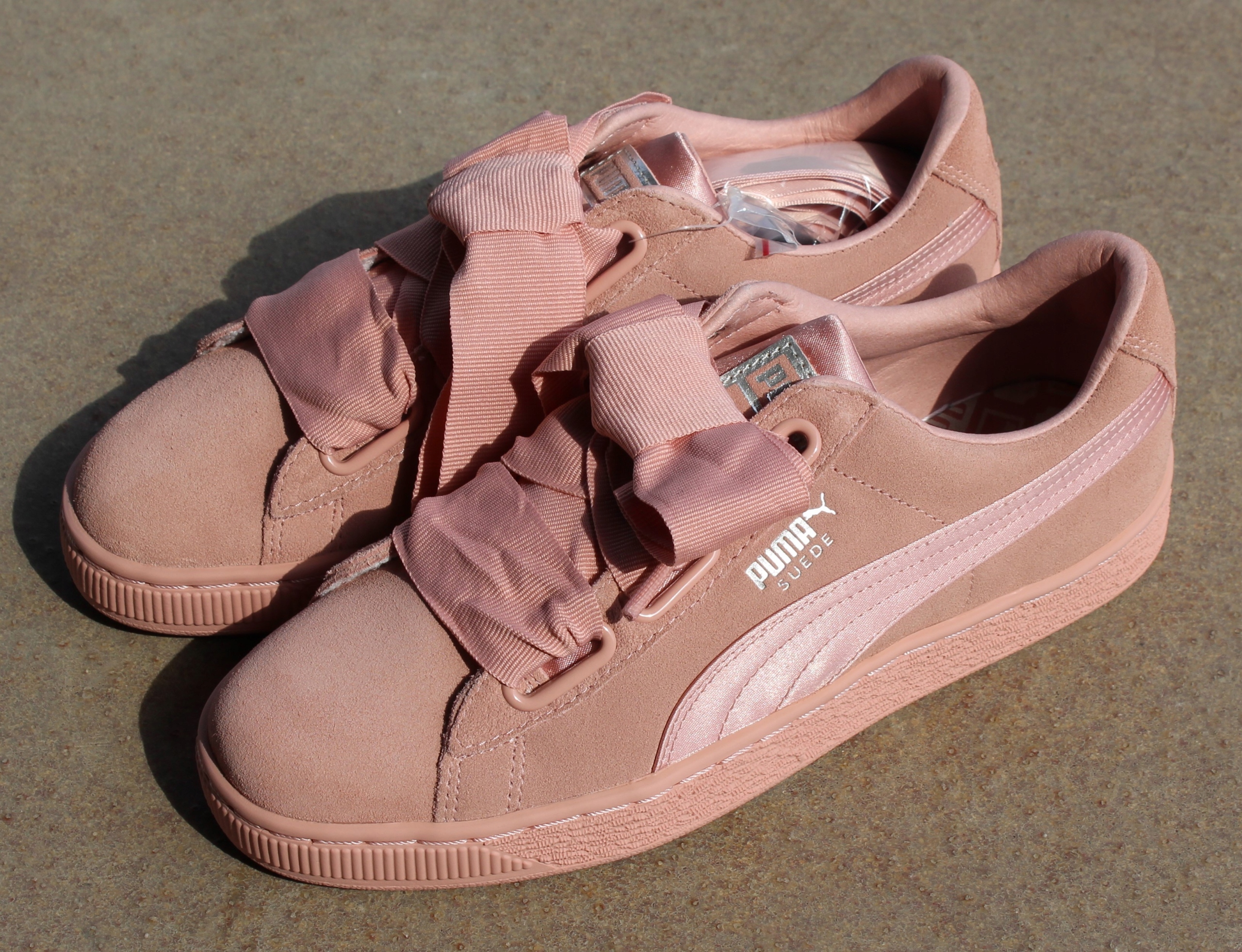 

Sneakersy Puma Suede Heart Ep 366922 02 38