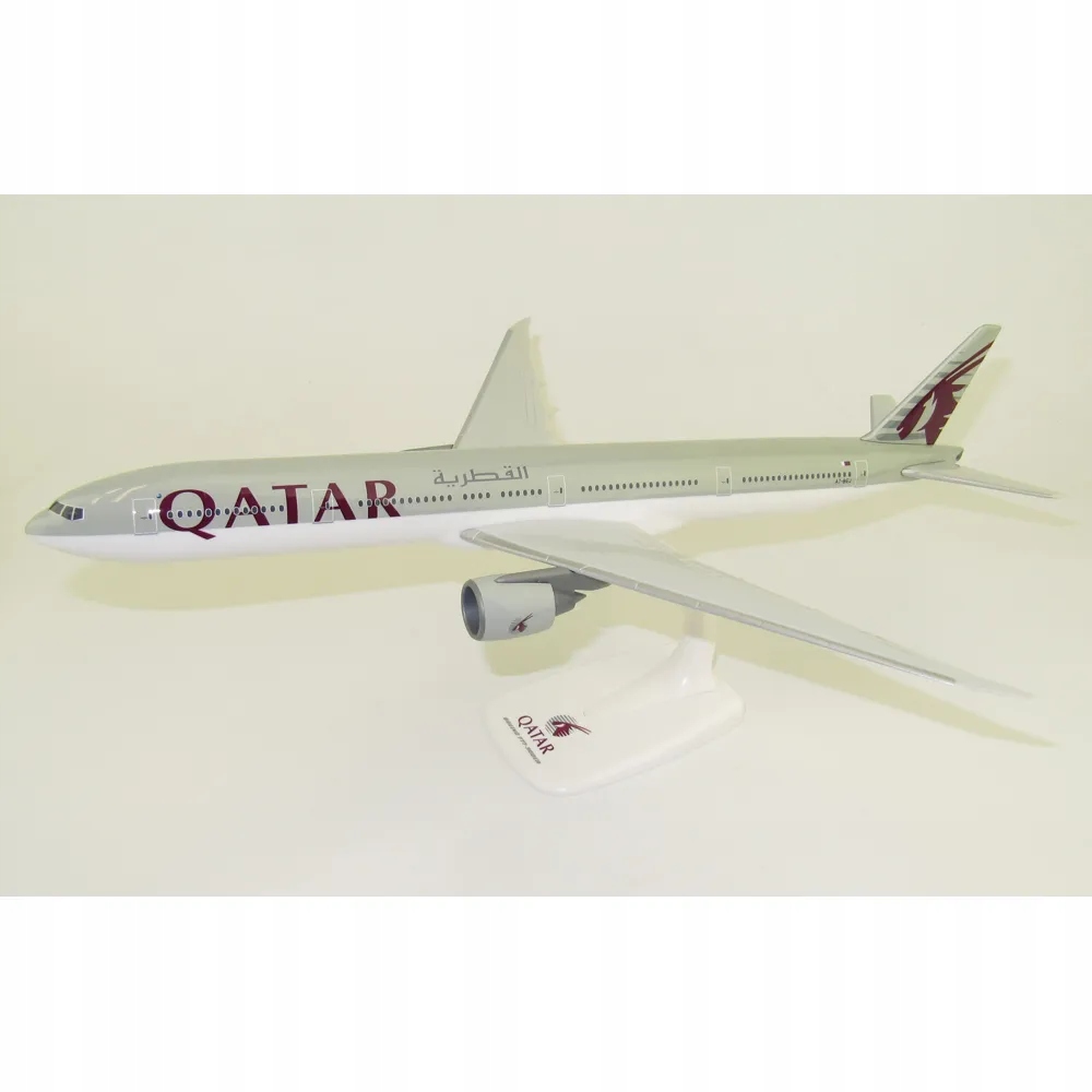 Model Boeing B777-300ER Qatar Airways