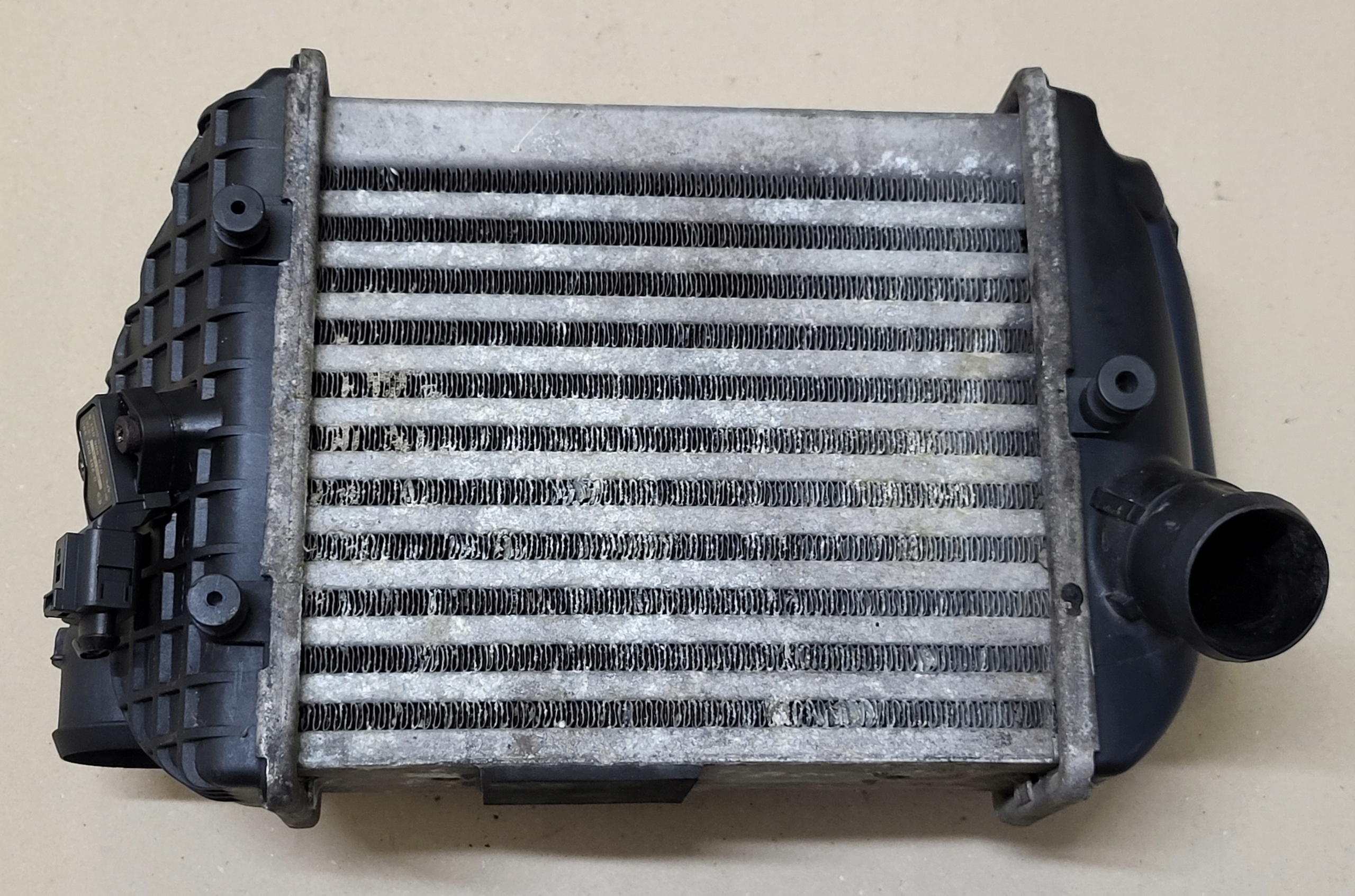 Kühler INTERCOOLER luft Sensor AUDI A4 B6 B7 8E 2.5 TDI OE
