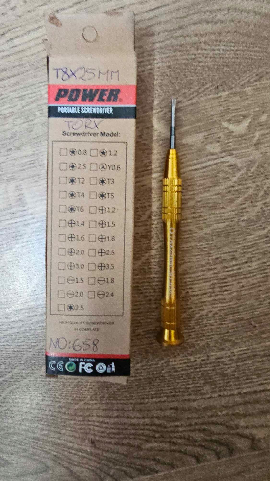 Wysokiej jakości Śrubokręt wkrętak TORX T8 - metalowy T8 x 25 mm NO:658 EAN (GTIN) 4907990101082