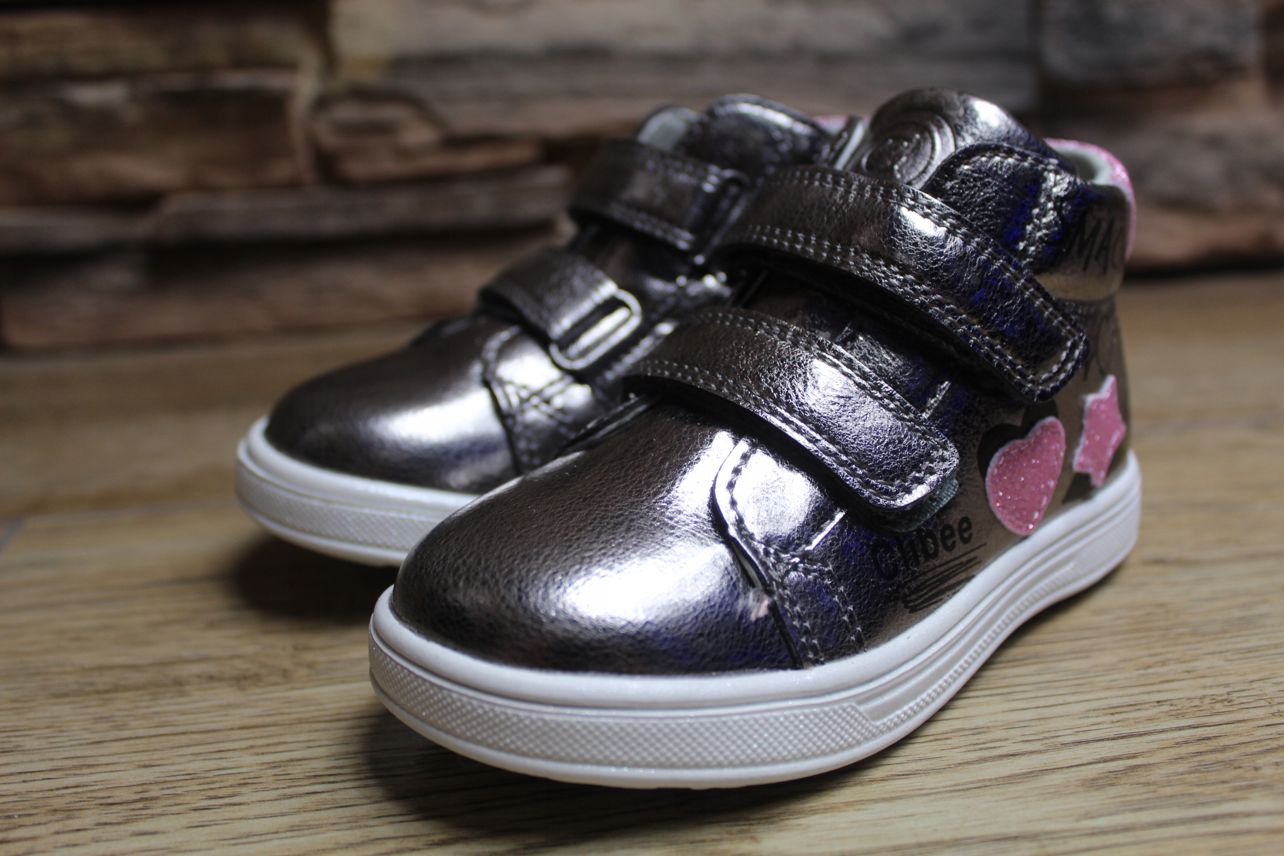 BUTY DZIEWCZĘCE PRZEJŚCIOWE PÓŁBUTY ROZ. 26 Materiał skóra ekologiczna
