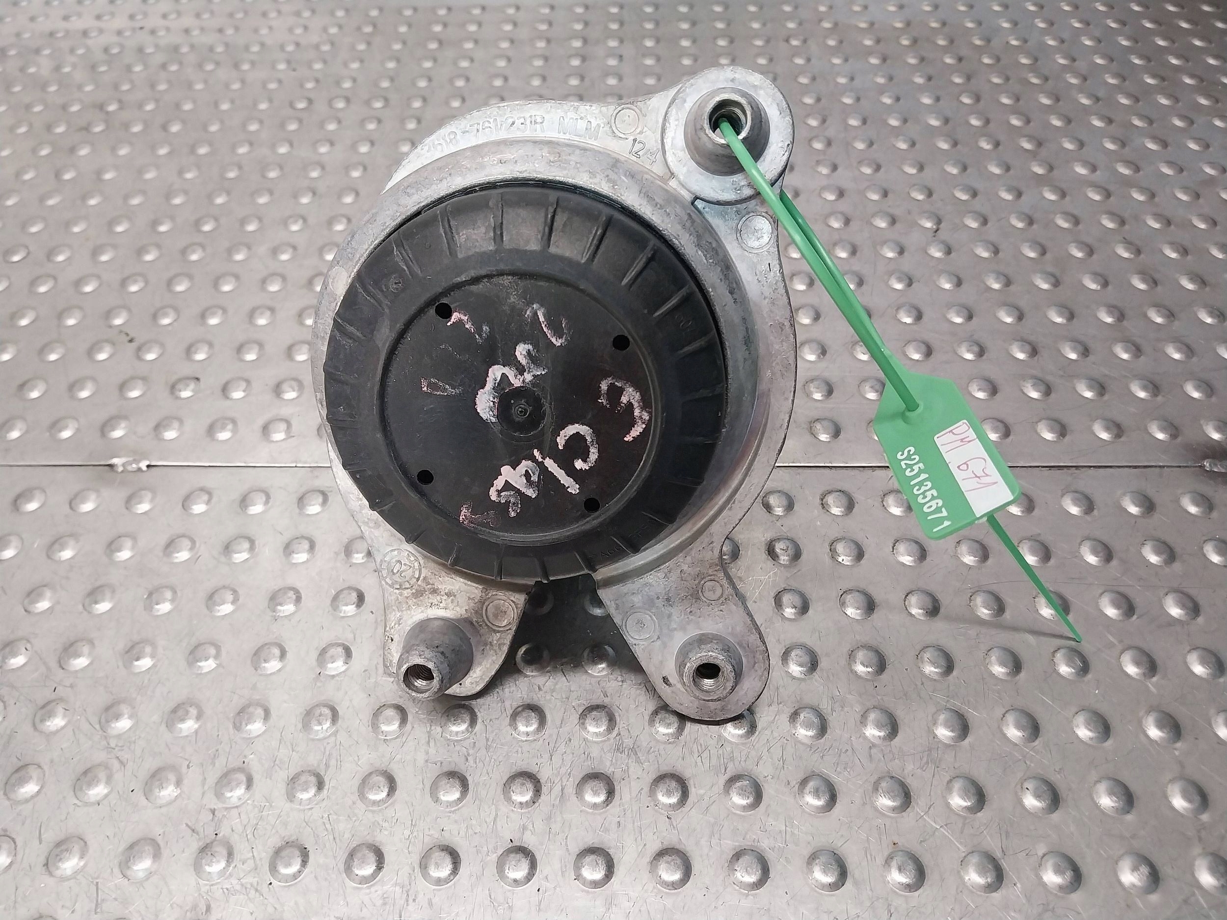 holder engine mount A2052406717 MERCEDES W205 2.2CDI