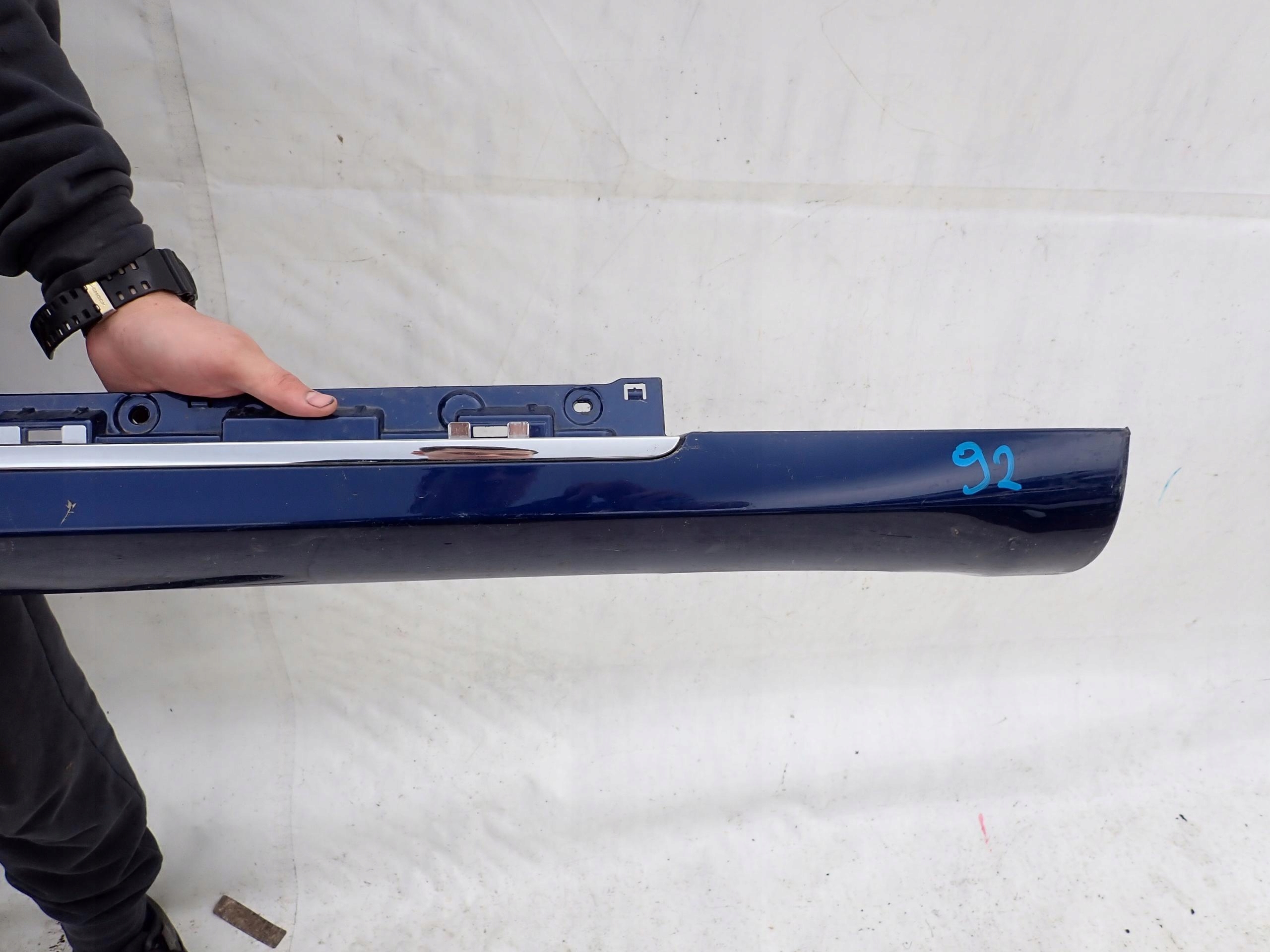TESLA MODEL S LIFT moulding threshold right