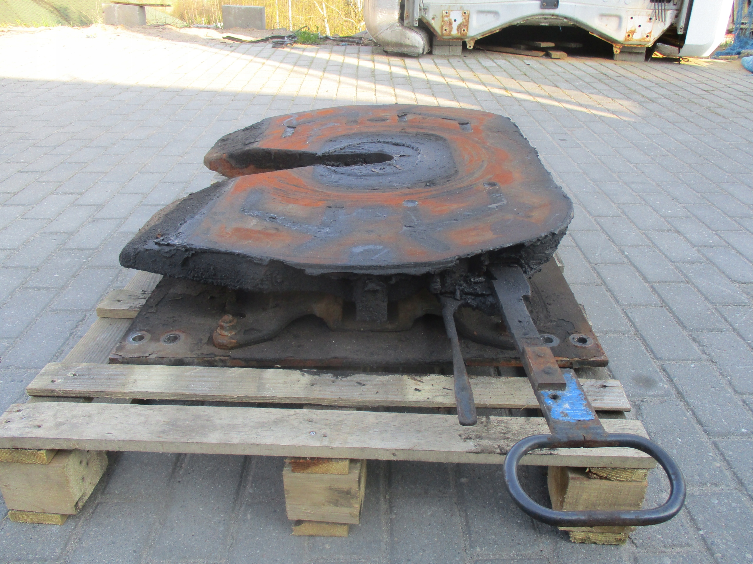 BLACHA PODSTAWA POD SIODŁO PŁASKA DAF XF 105 106 CF 85 CF