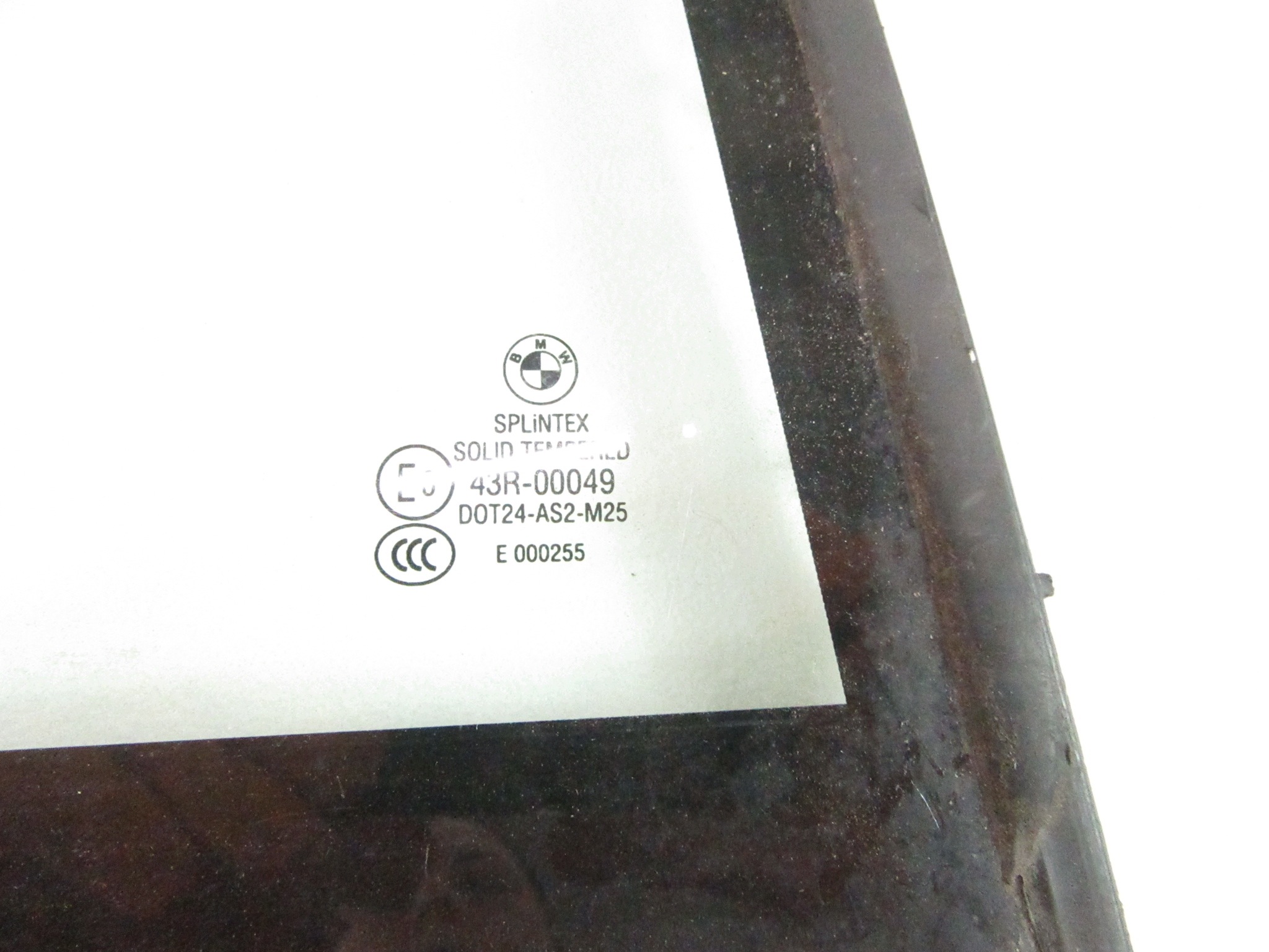 window right right rear part BMW e60 sedan AS2
