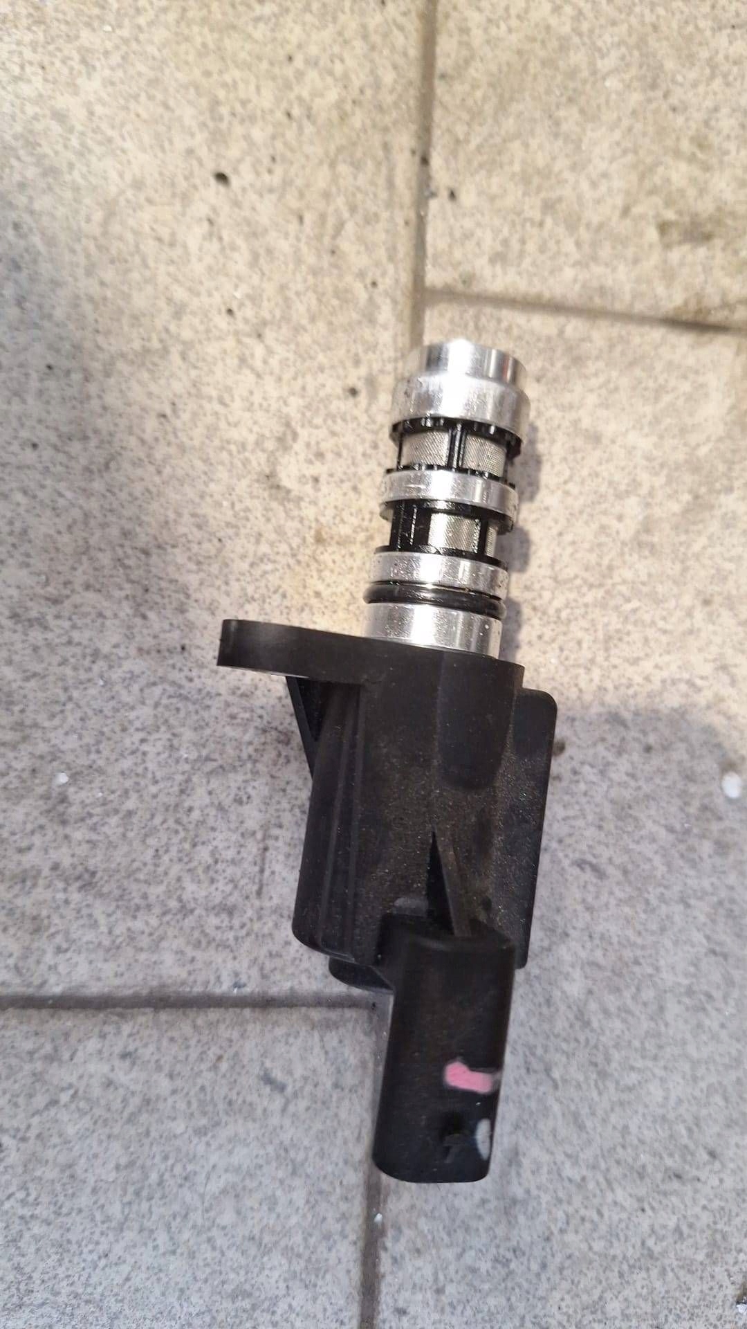 Sensor Sensor oil Renault Austral 13829445R wie neu!