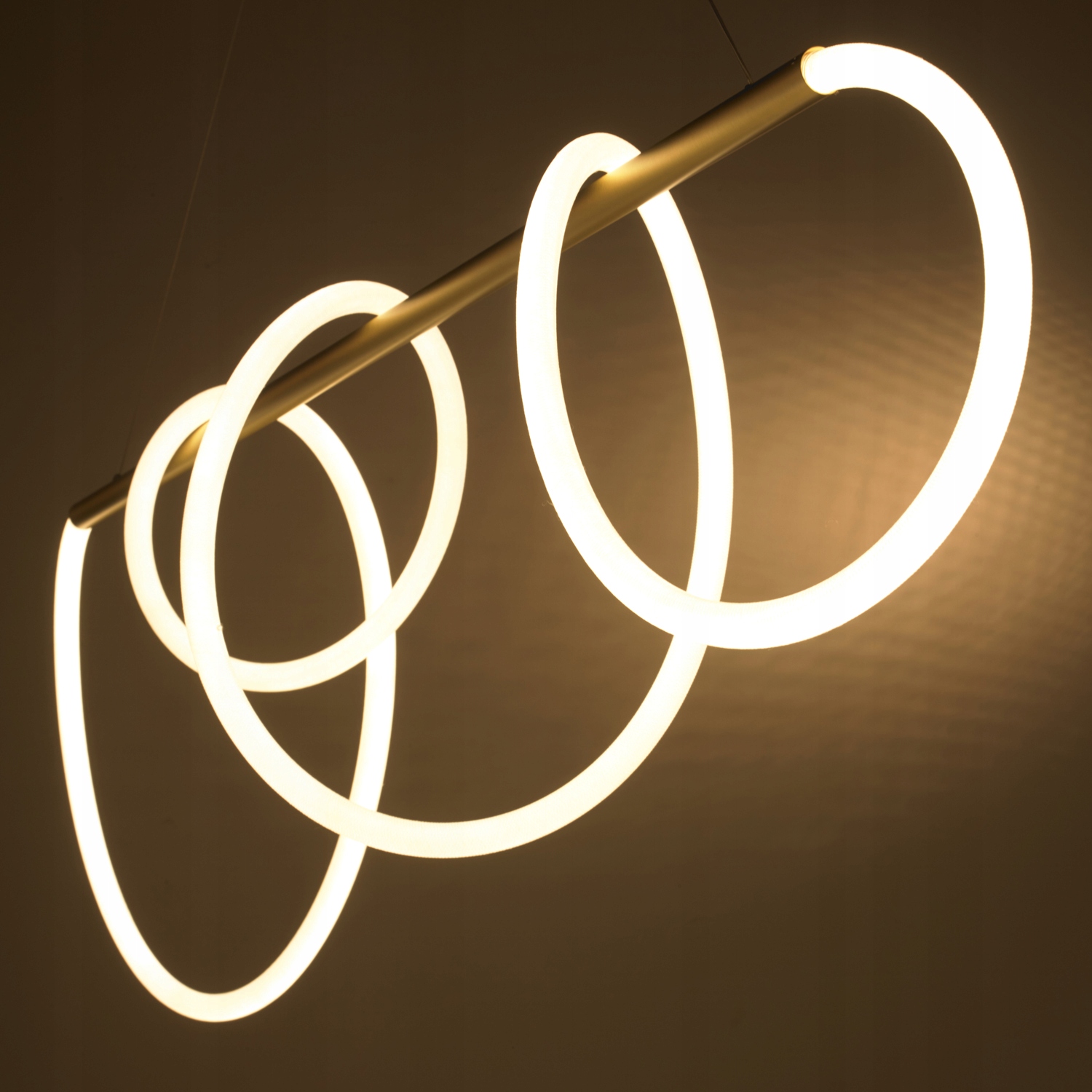 Dlouhá Led lampa z tkaniny Fantasia, jídelní stůl