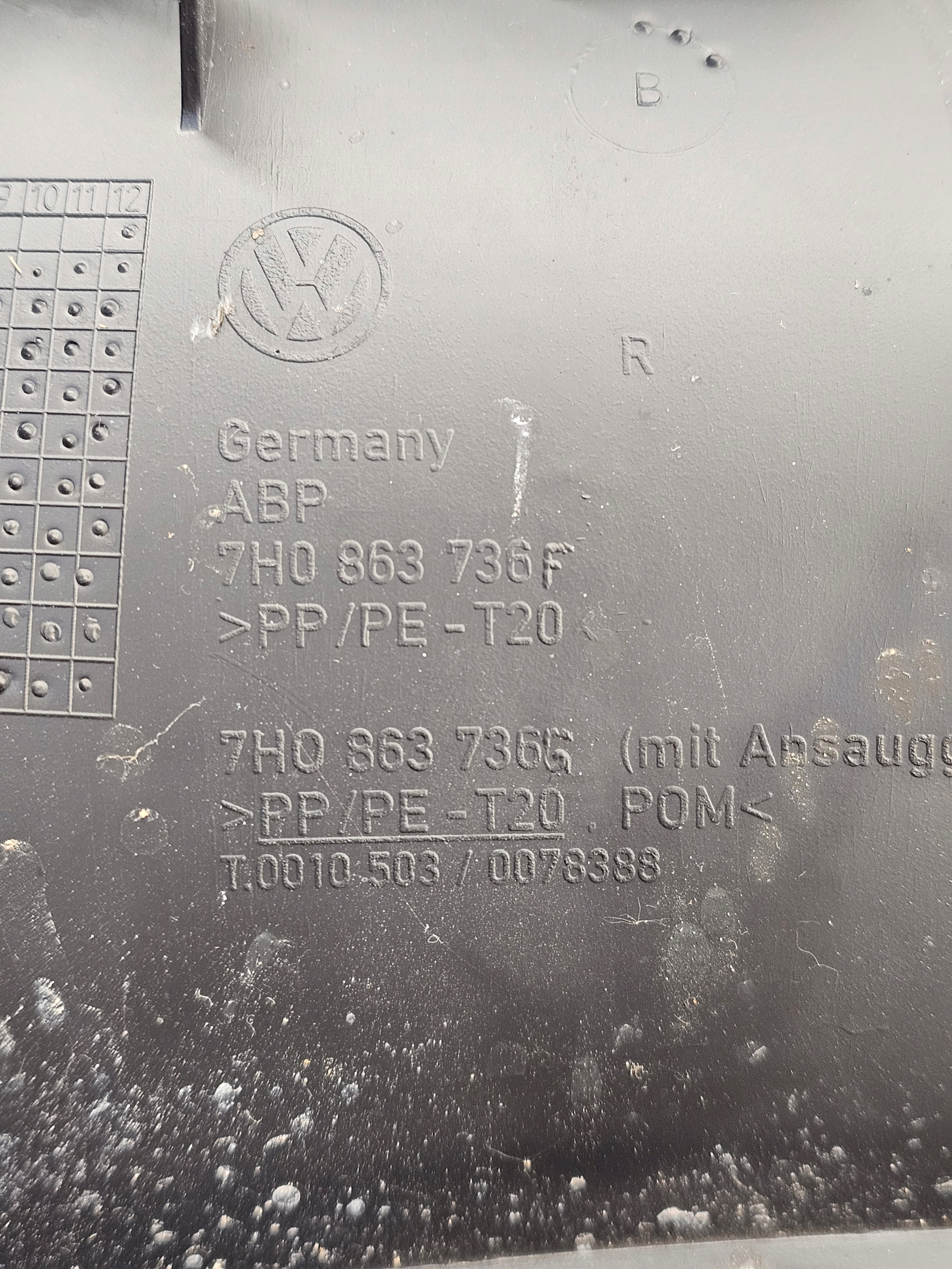 VW T5 cap STOPNIA right 7H0863736F original